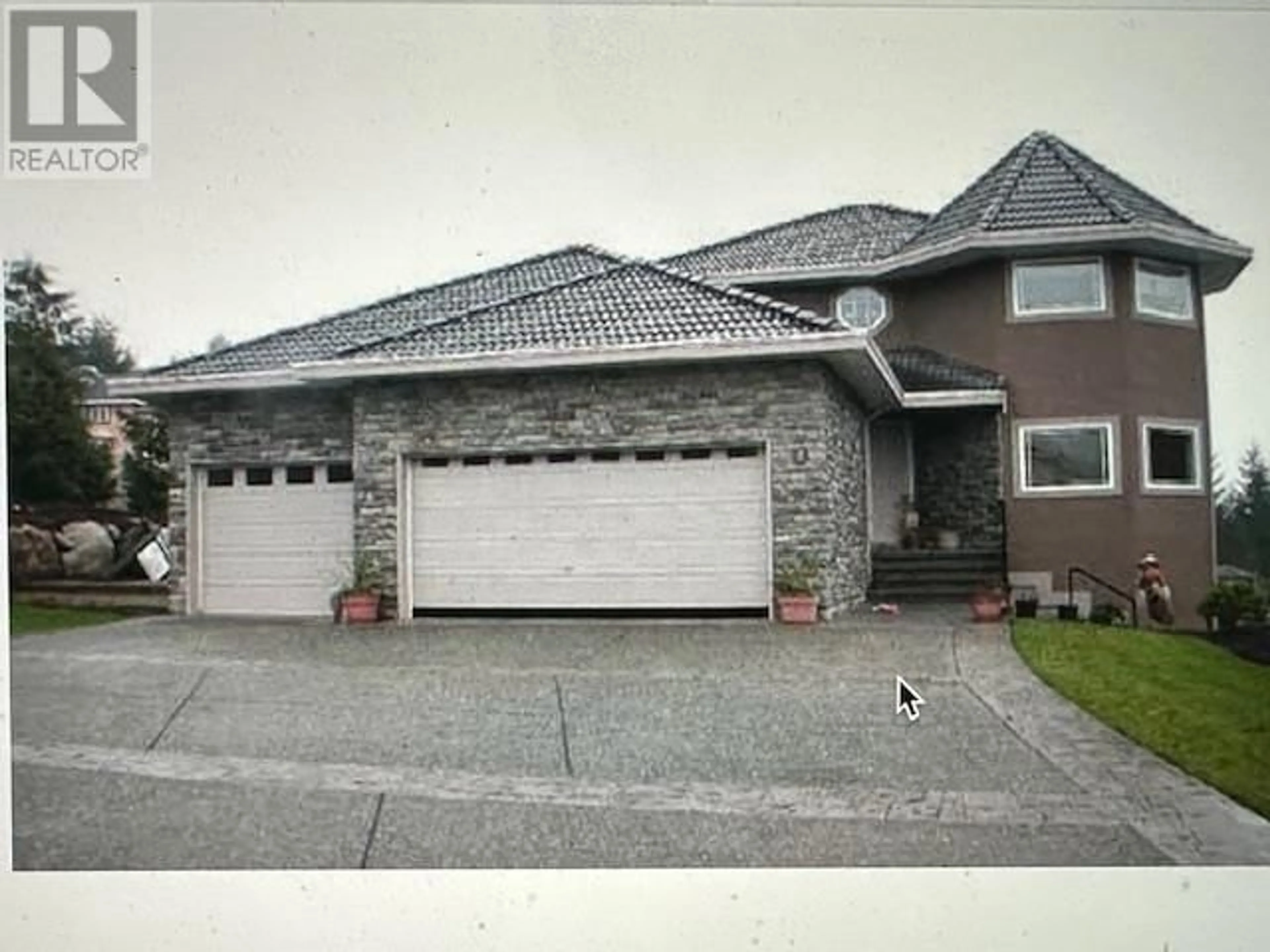 Frontside or backside of a home for 1625 PARKWAY BOULEVARD, Coquitlam British Columbia V3E3M7