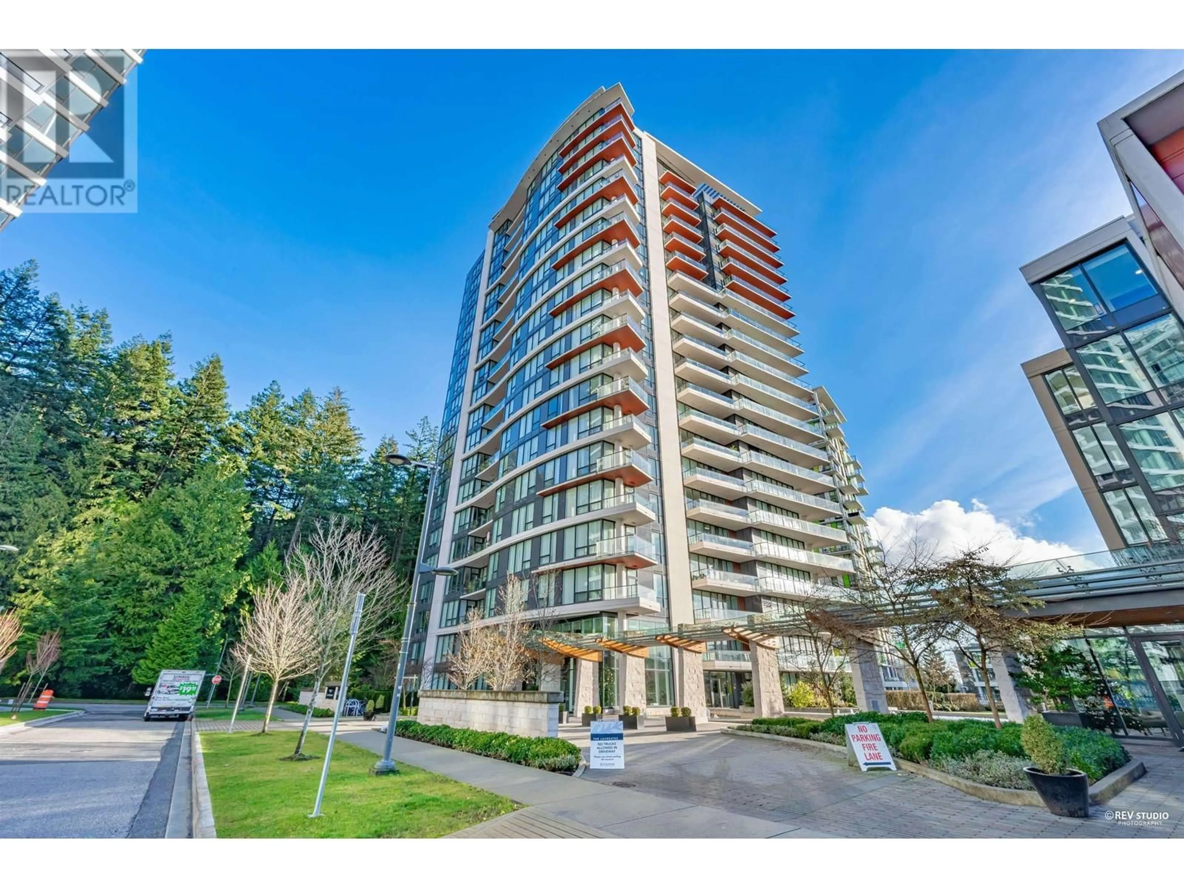 A pic from outside/outdoor area/front of a property/back of a property/a pic from drone, building for 1008 - 5628 BIRNEY AVENUE, Vancouver British Columbia V6S0H7