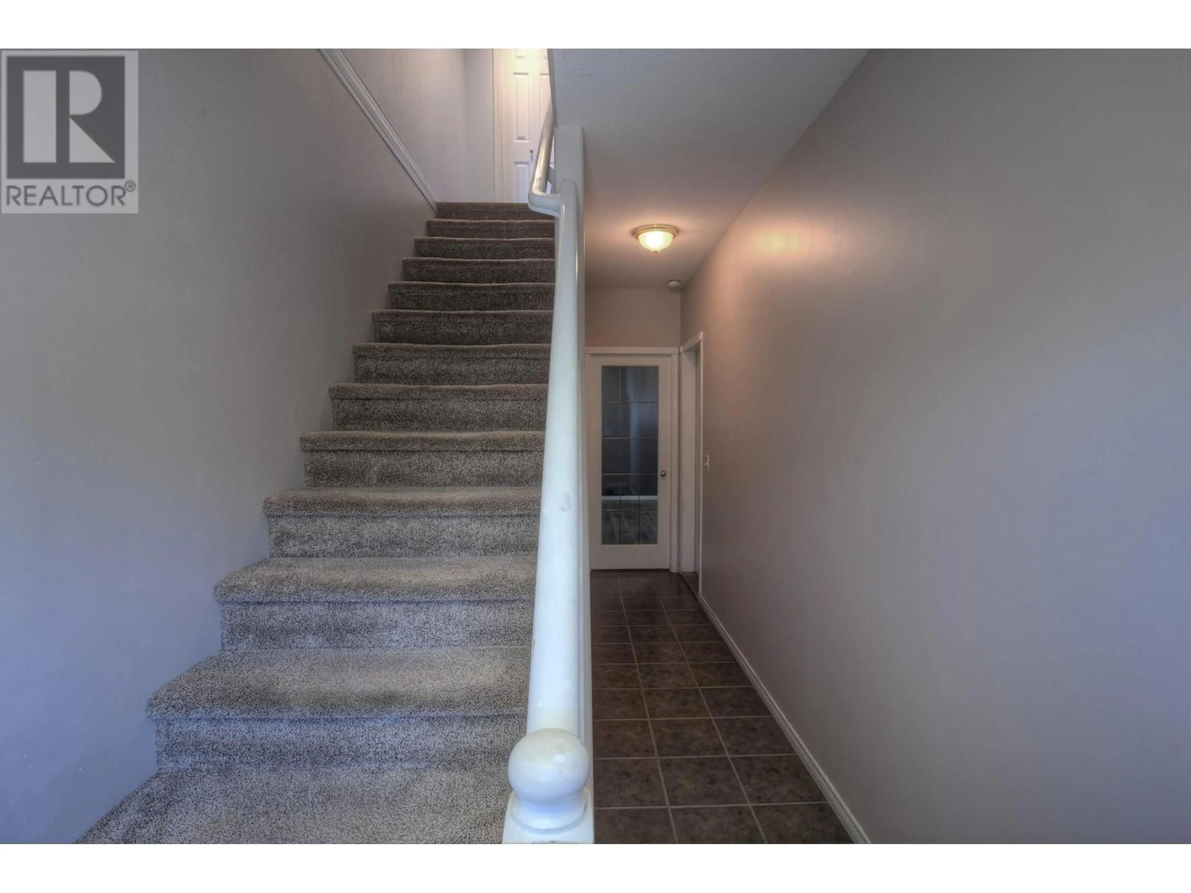 Stairs for 58 350 PEARKES DRIVE, Williams Lake British Columbia V2G4T2