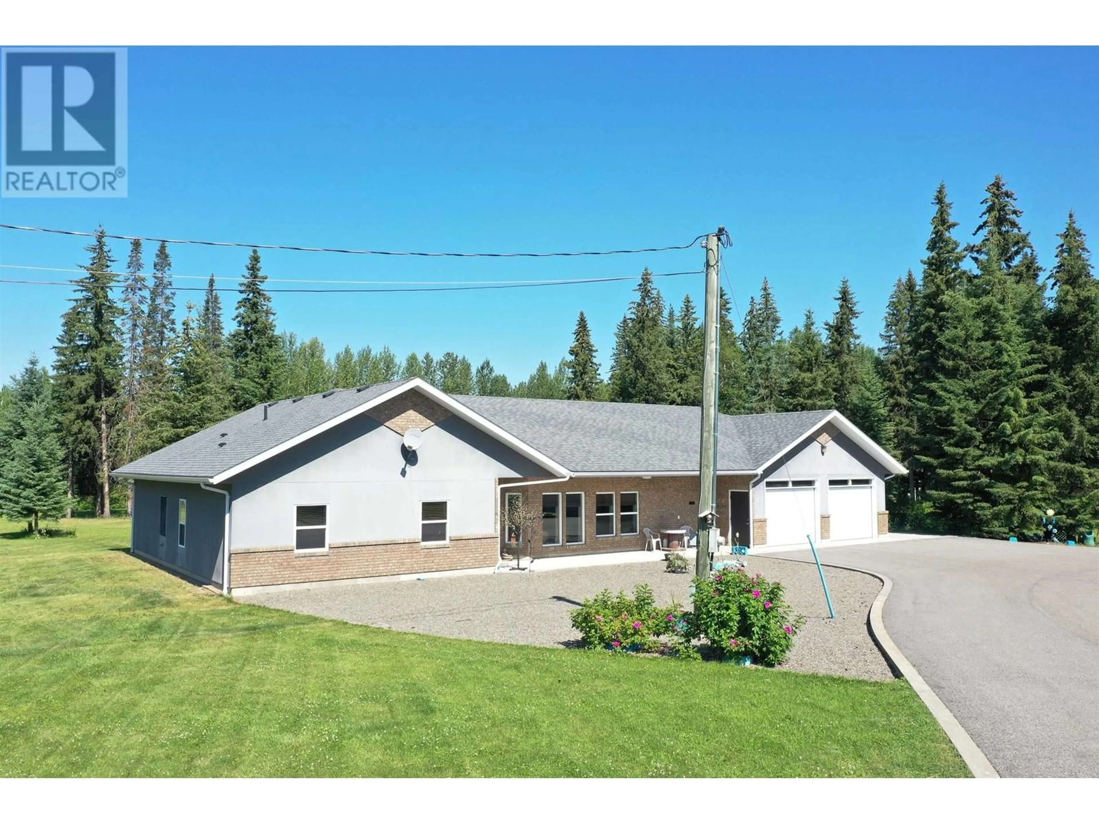 Frontside or backside of a home for 2506 LARCH AVENUE, Quesnel British Columbia V2J5S3