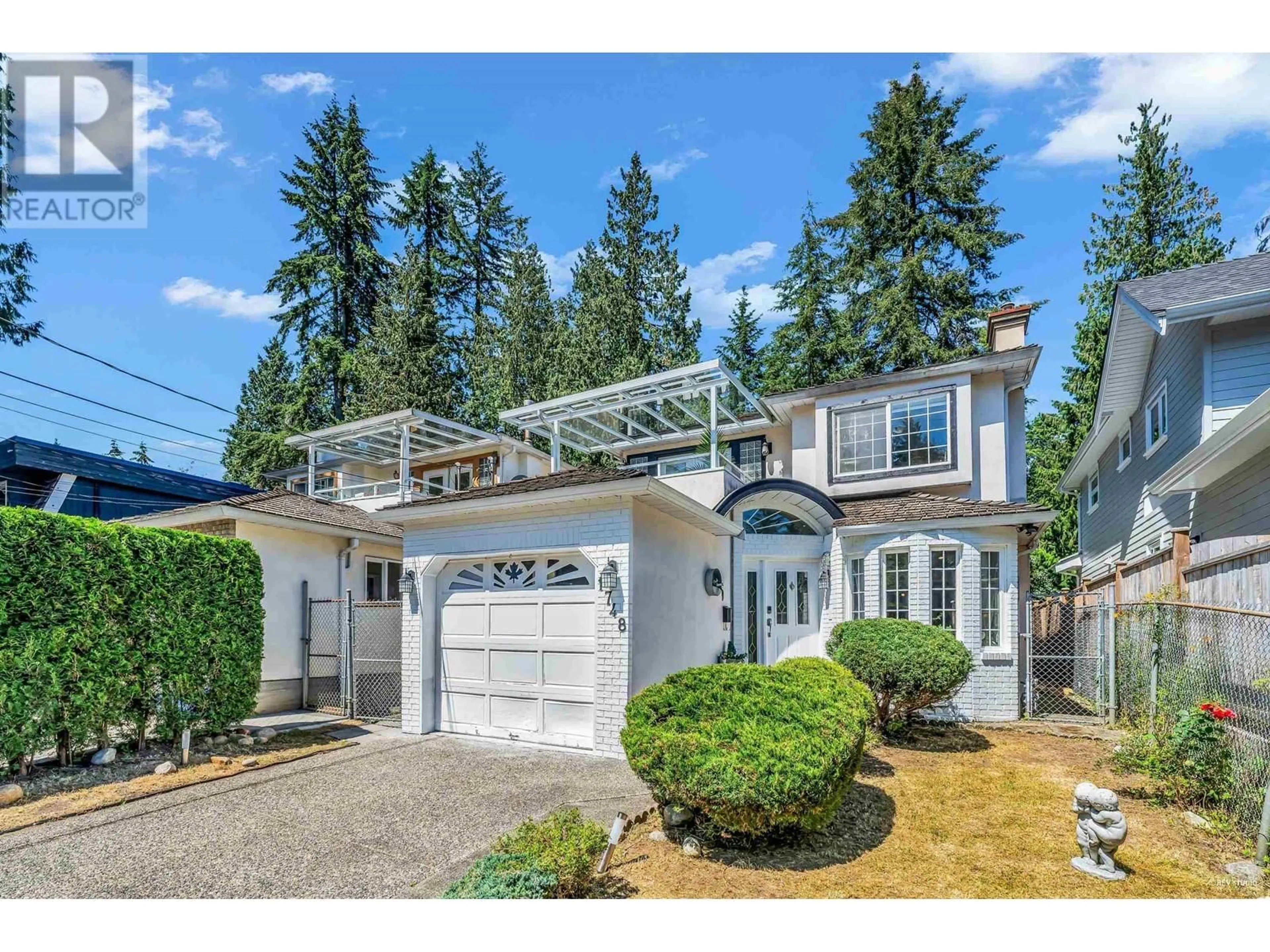 Home with vinyl exterior material for 1748 DEMPSEY ROAD, North Vancouver British Columbia V7K1T4