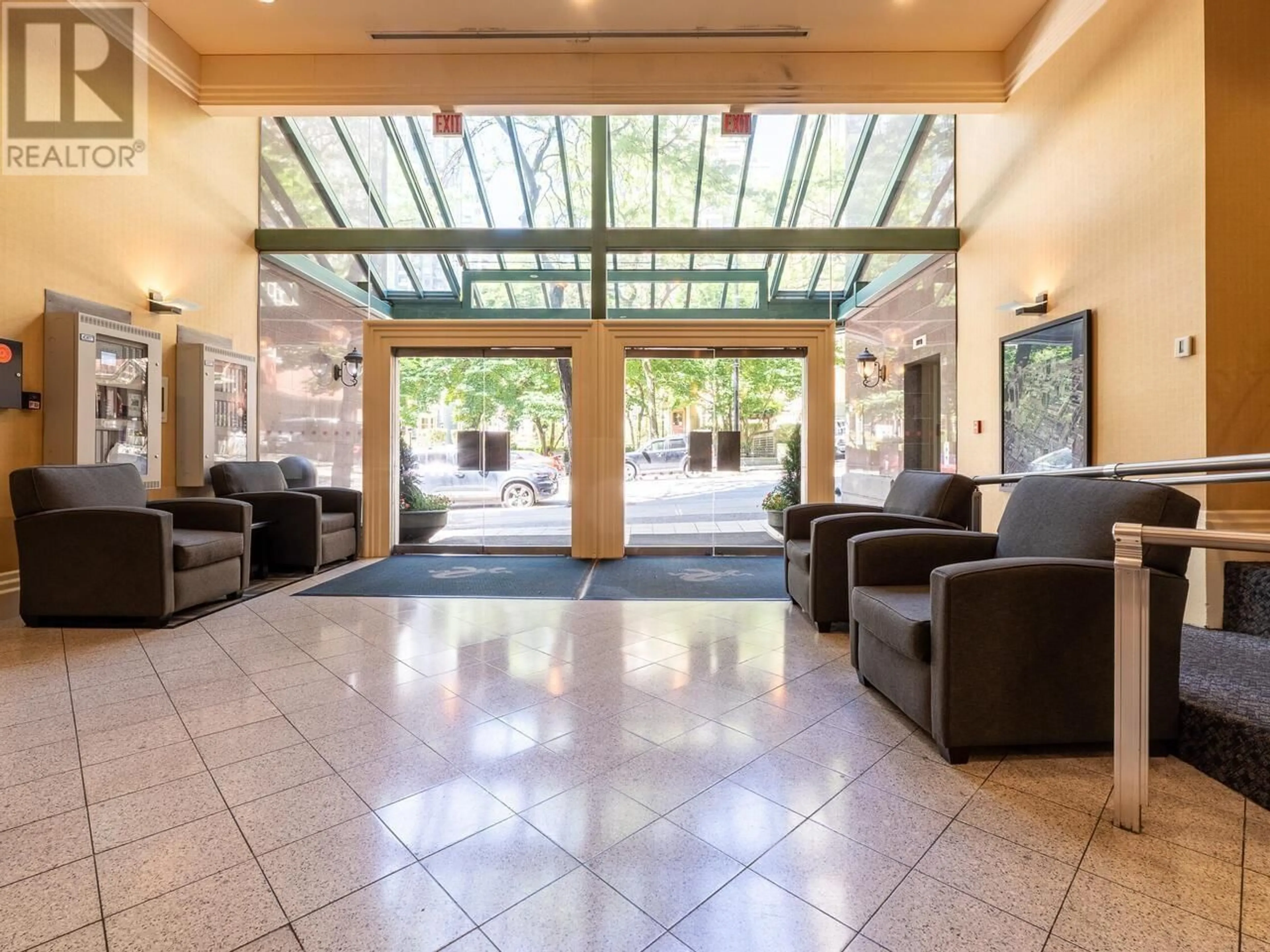 Indoor lobby for 1009 838 HAMILTON STREET, Vancouver British Columbia V6B6A2