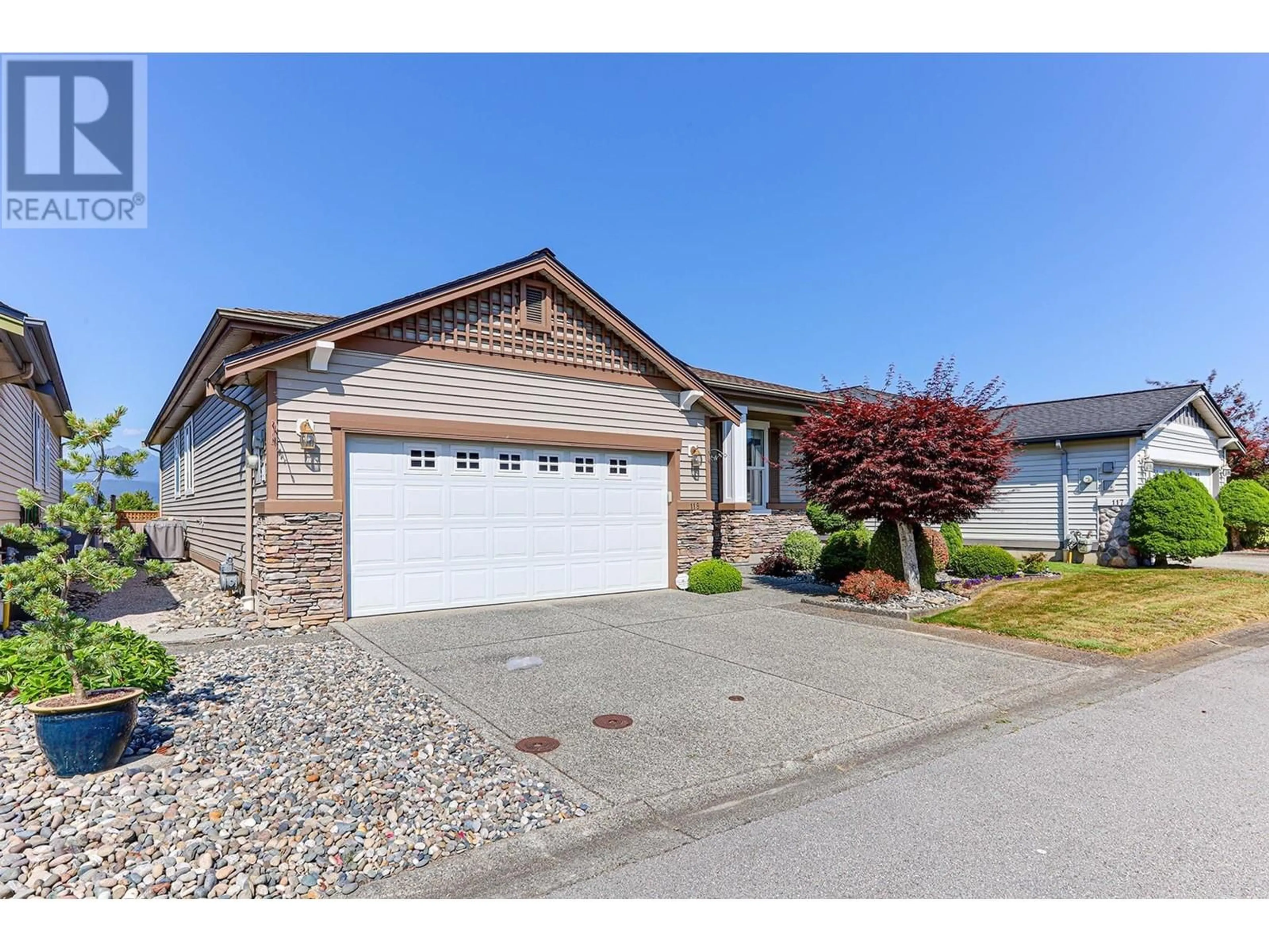 Frontside or backside of a home for 118 19639 MEADOW GARDENS WAY, Pitt Meadows British Columbia V3Y2T5