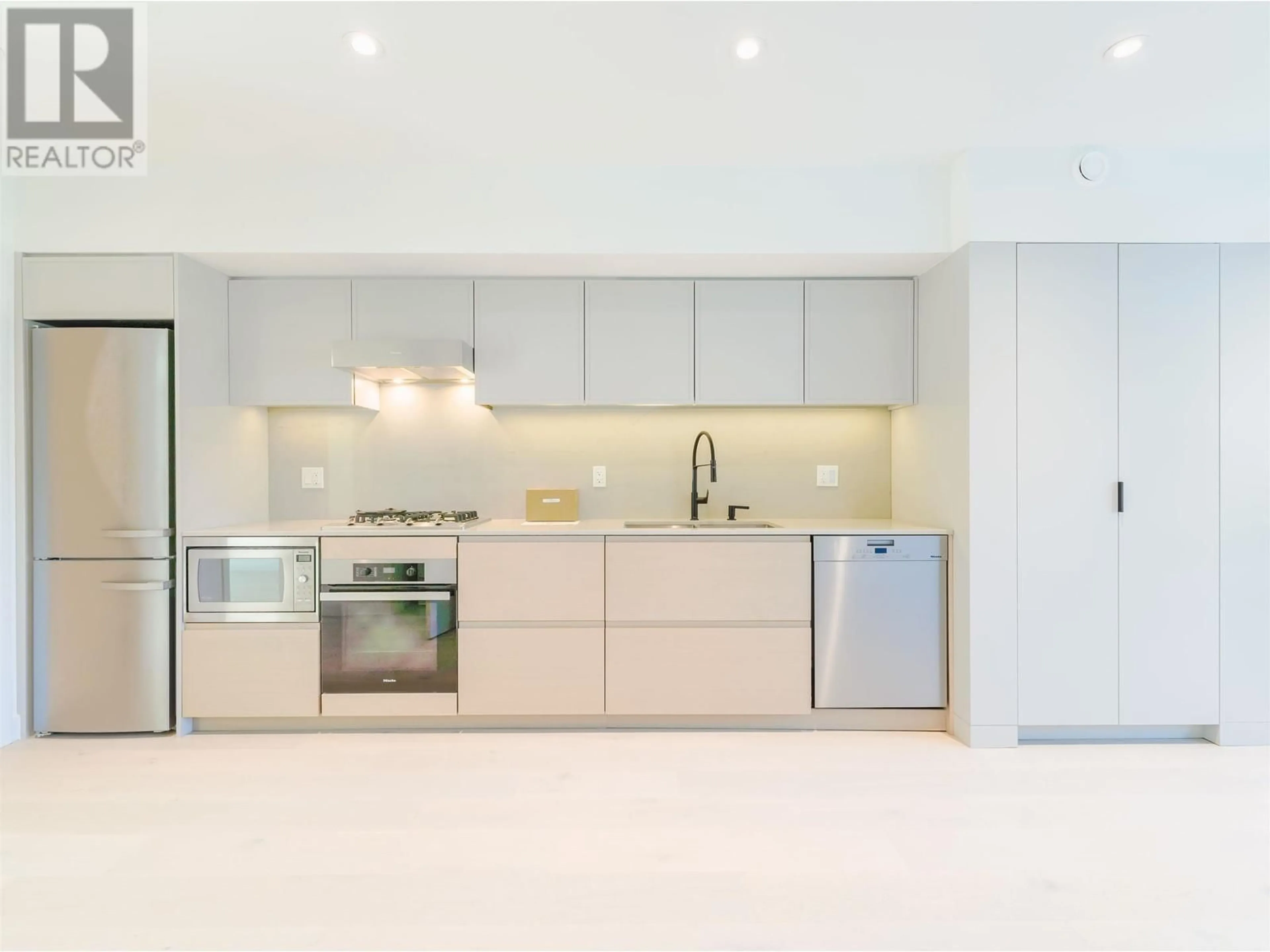 Contemporary kitchen, ceramic floors for 4422 ASH STREET, Vancouver British Columbia V5Z2H1