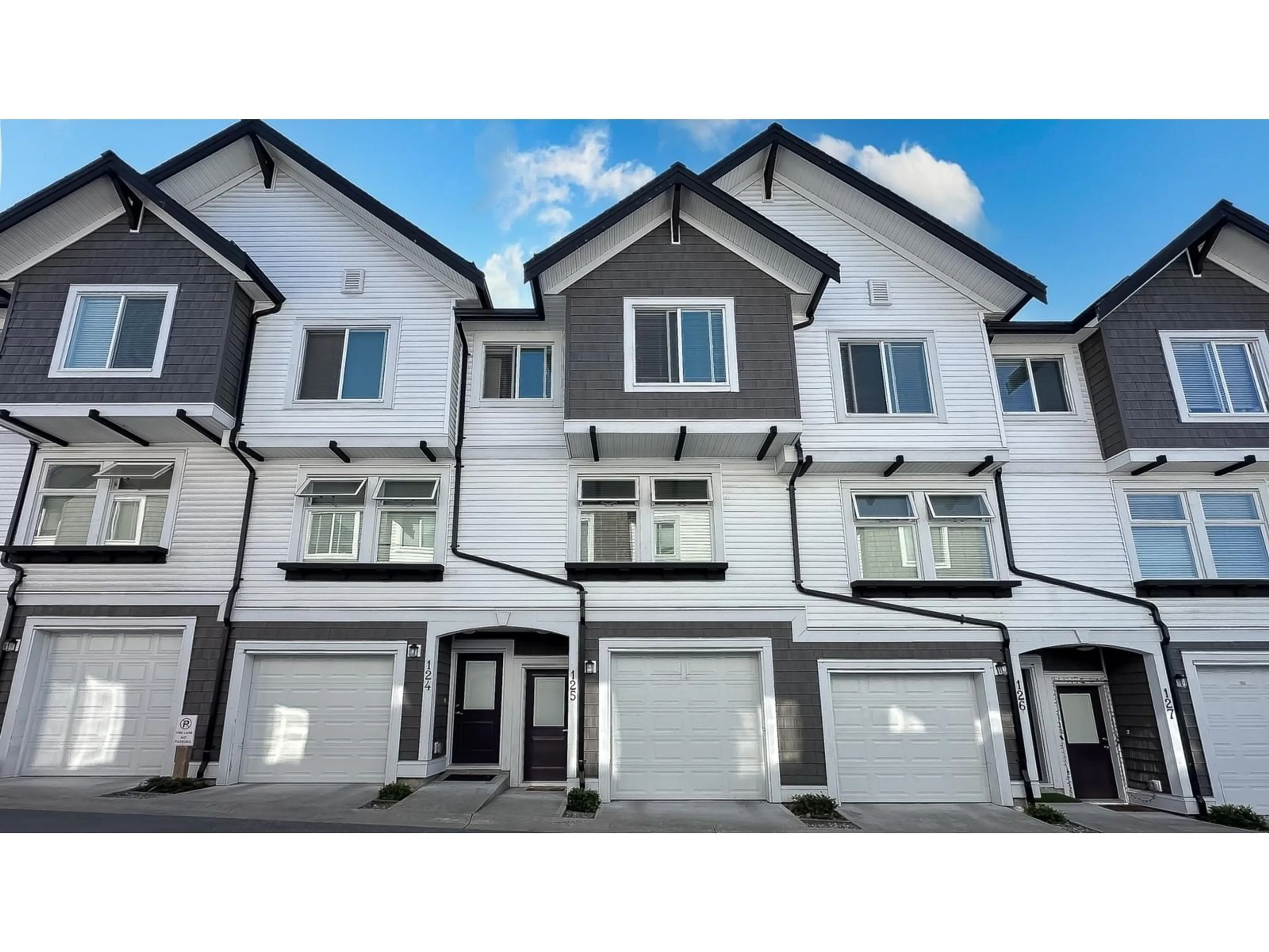 A pic from exterior of the house or condo for 125 6030 142 STREET, Surrey British Columbia V3X0J5