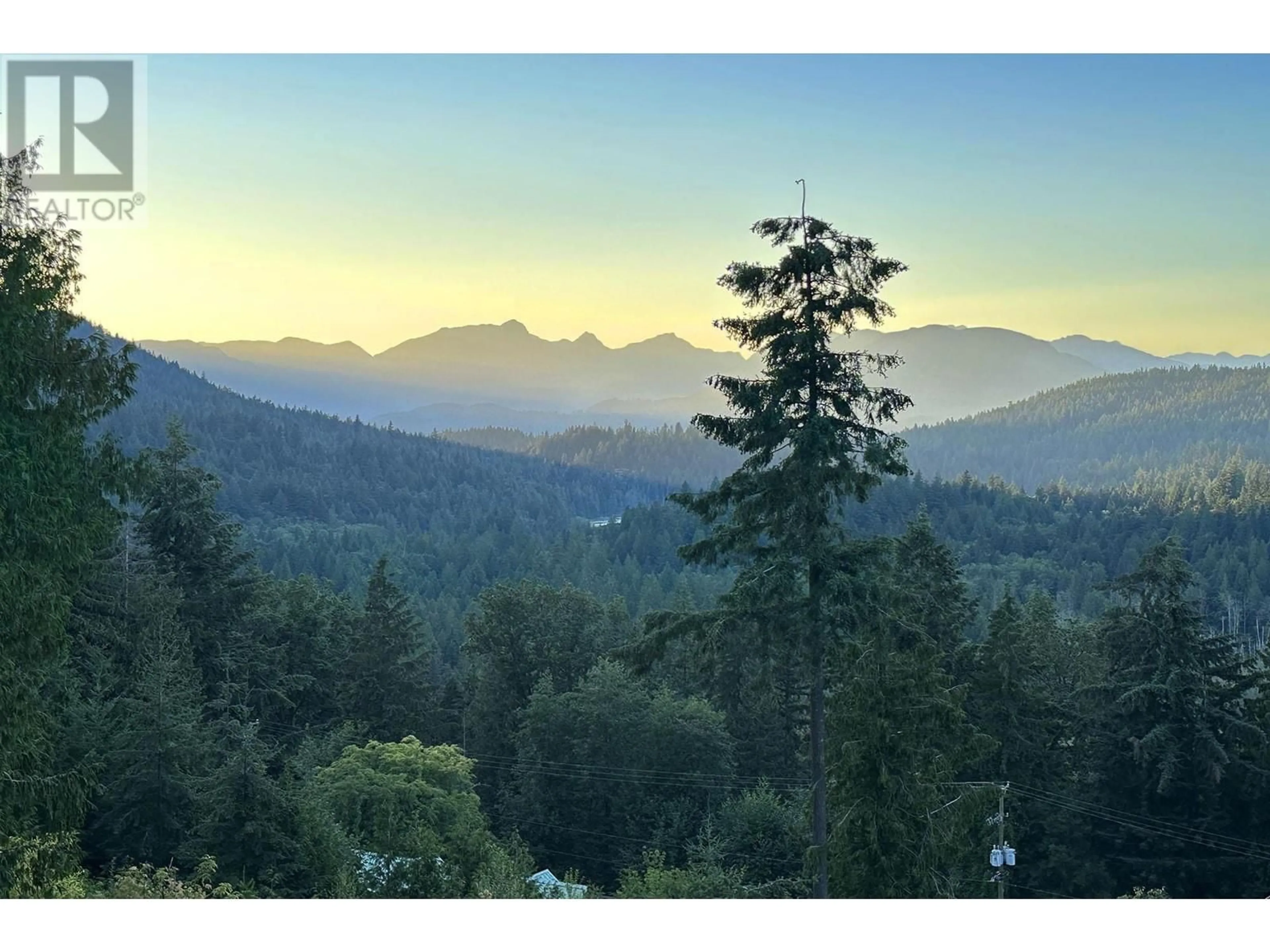 A pic from exterior of the house or condo, the view of mountain for 555 ROOCROFT LANE, Bowen Island British Columbia V0N1G2