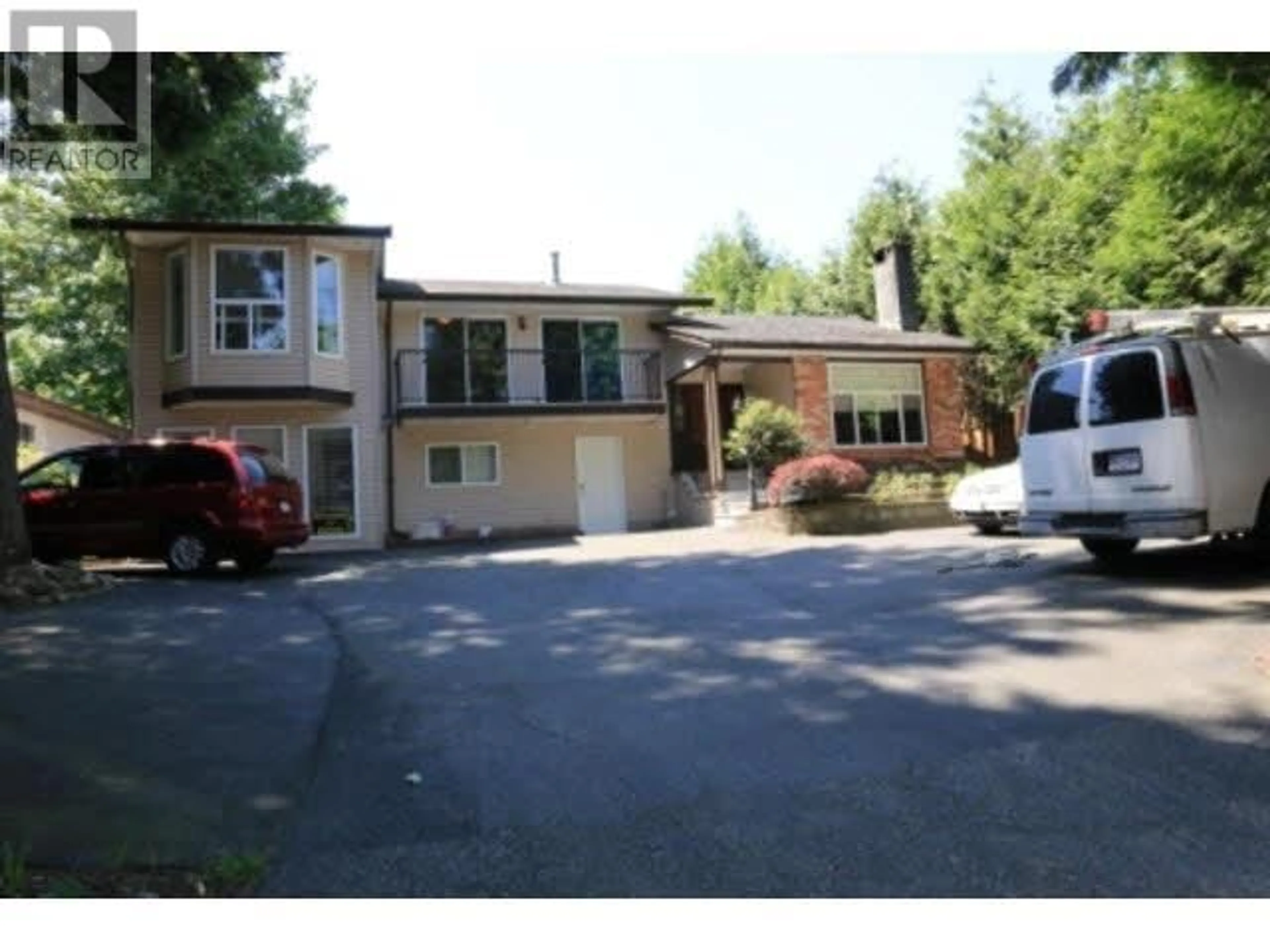 Frontside or backside of a home, the street view for 2914 DEWDNEY TRUNK ROAD, Coquitlam British Columbia V3C2J3