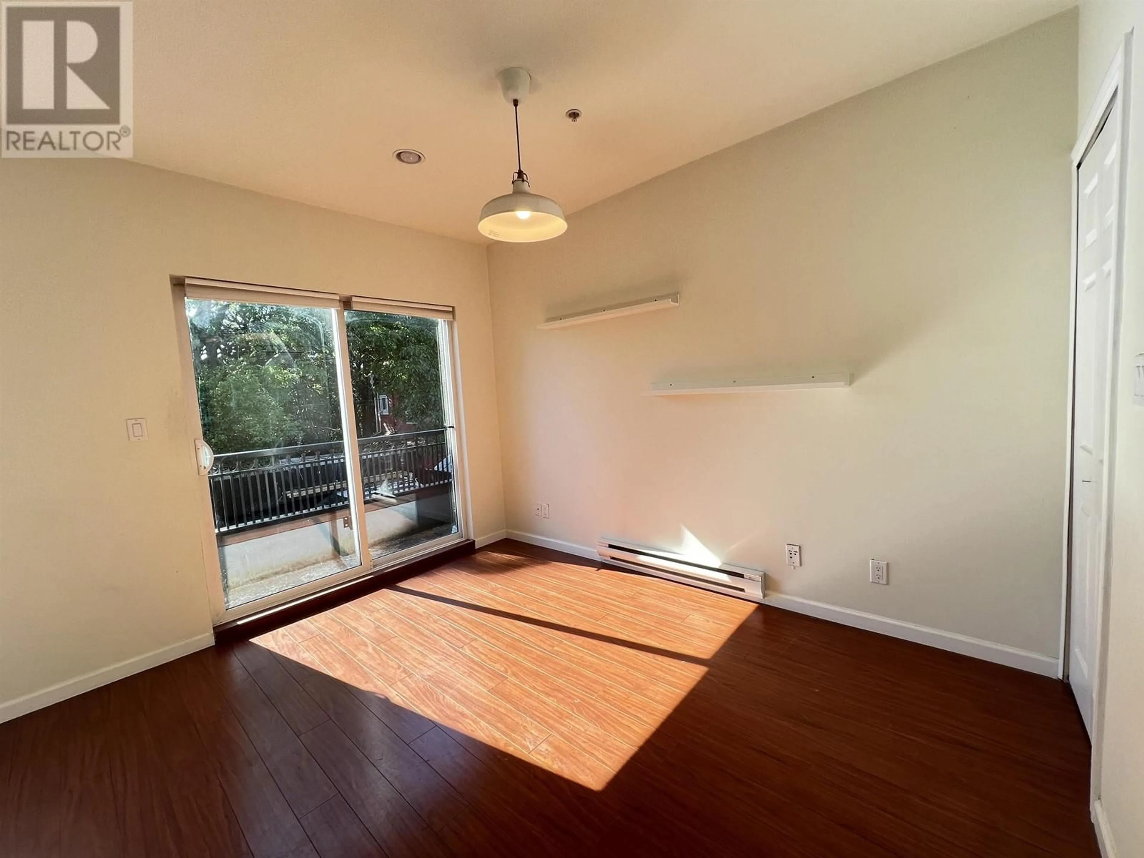 A pic of a room for 204 - 2817 CLARK DRIVE, Vancouver British Columbia V5N3H7