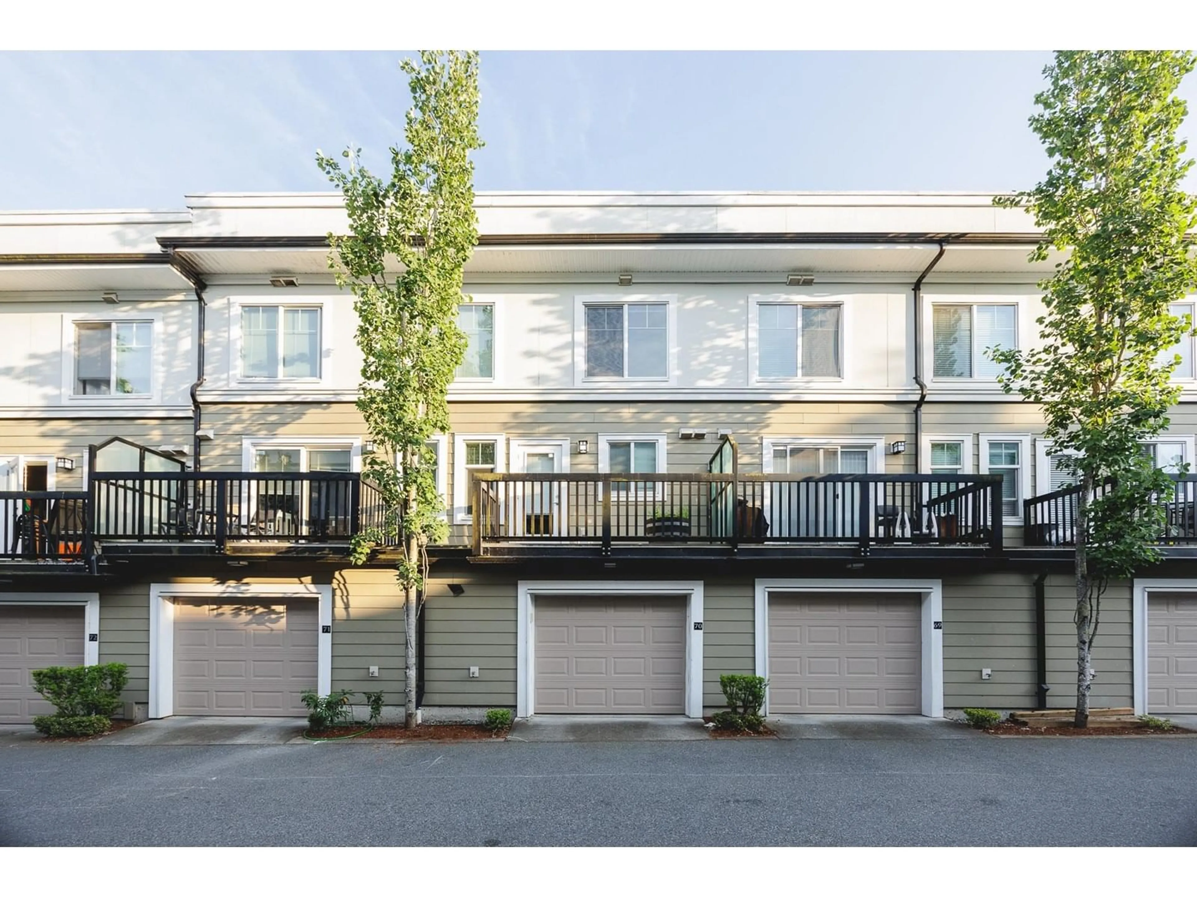 A pic from exterior of the house or condo for 70 15833 26 AVENUE, Surrey British Columbia V3Z2X5