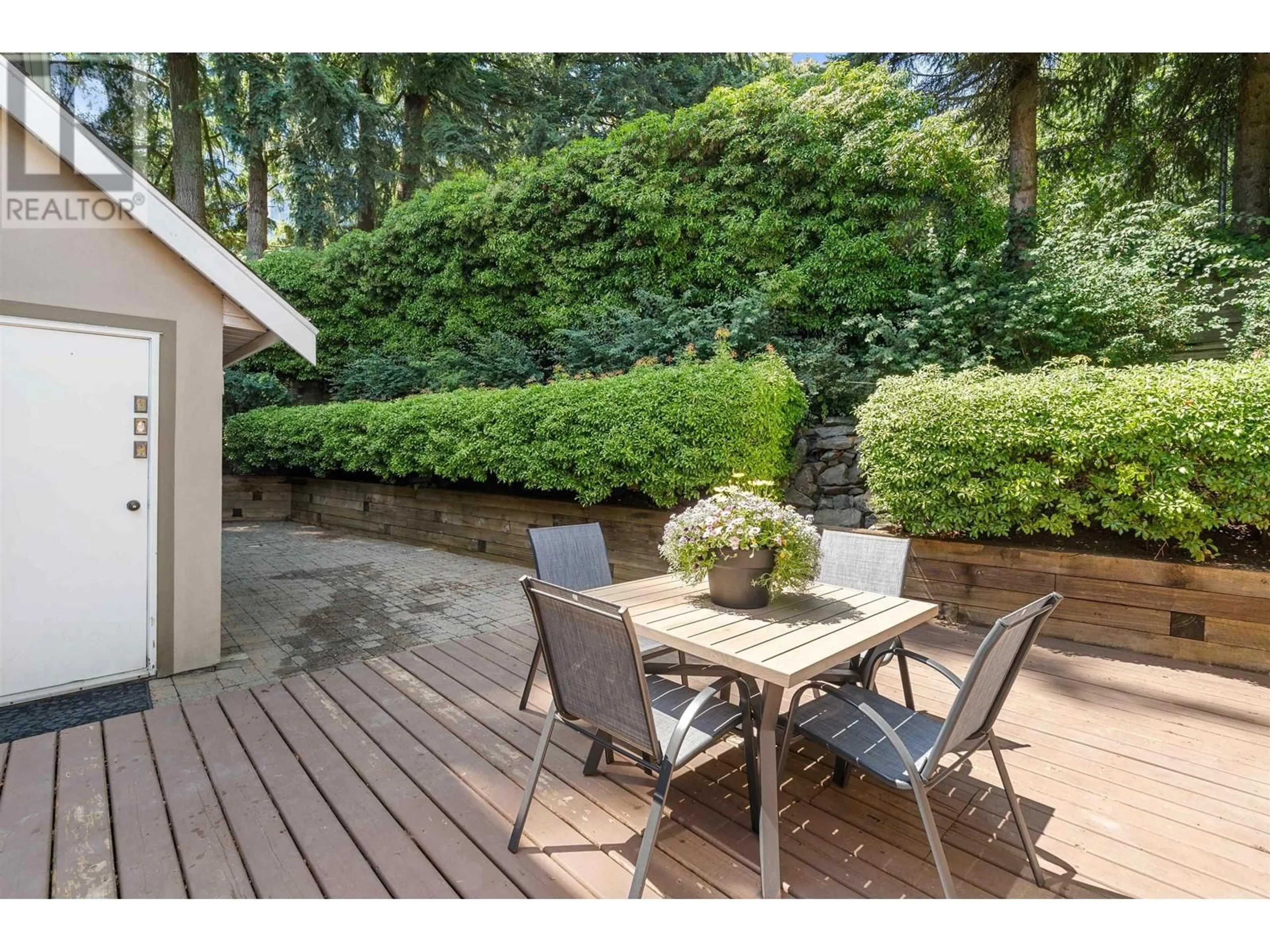 Patio for 8 72 JAMIESON COURT, New Westminster British Columbia V3L5R6