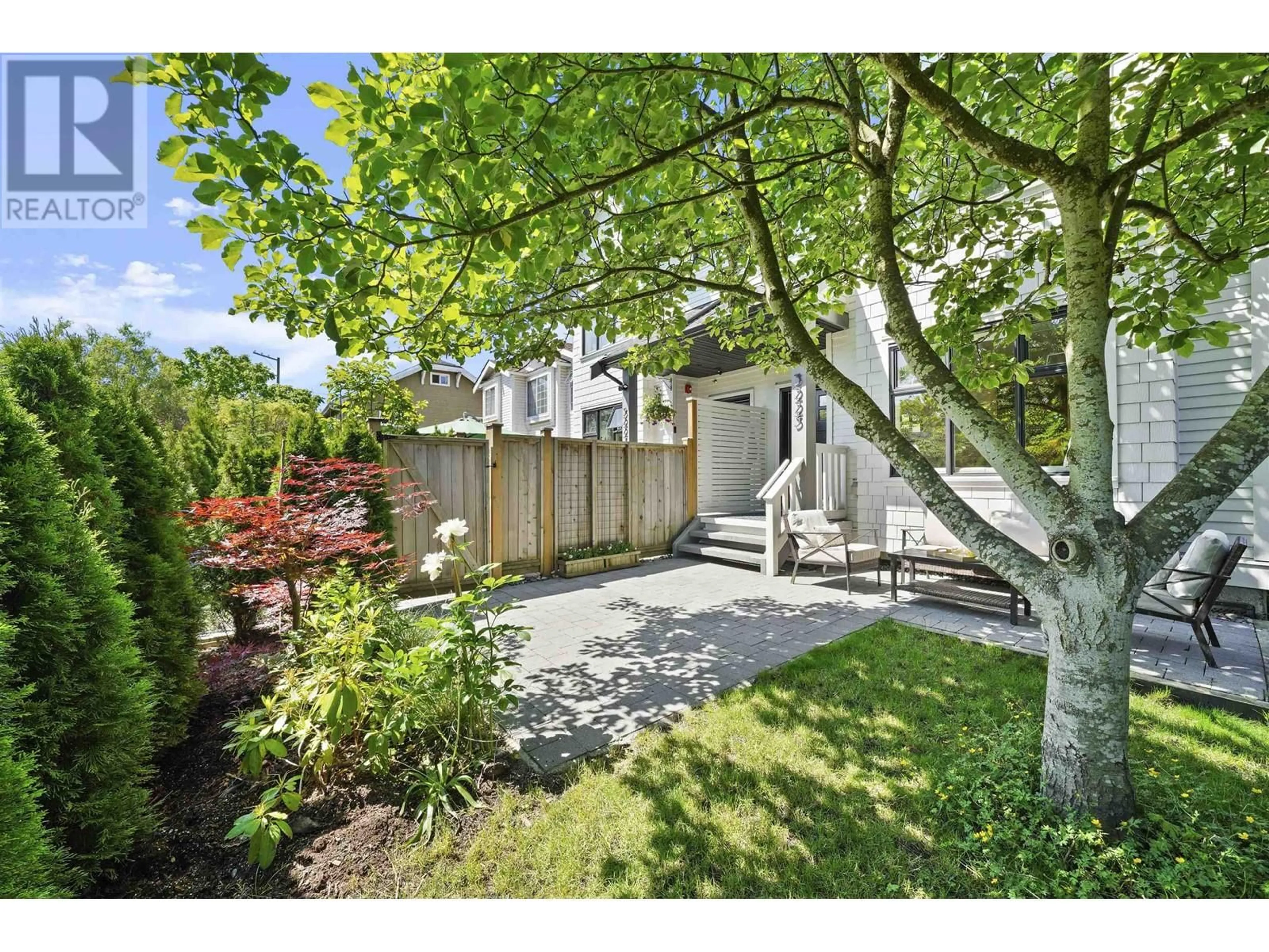 Fenced yard for 3223 ST. CATHERINES STREET, Vancouver British Columbia V5V4K6