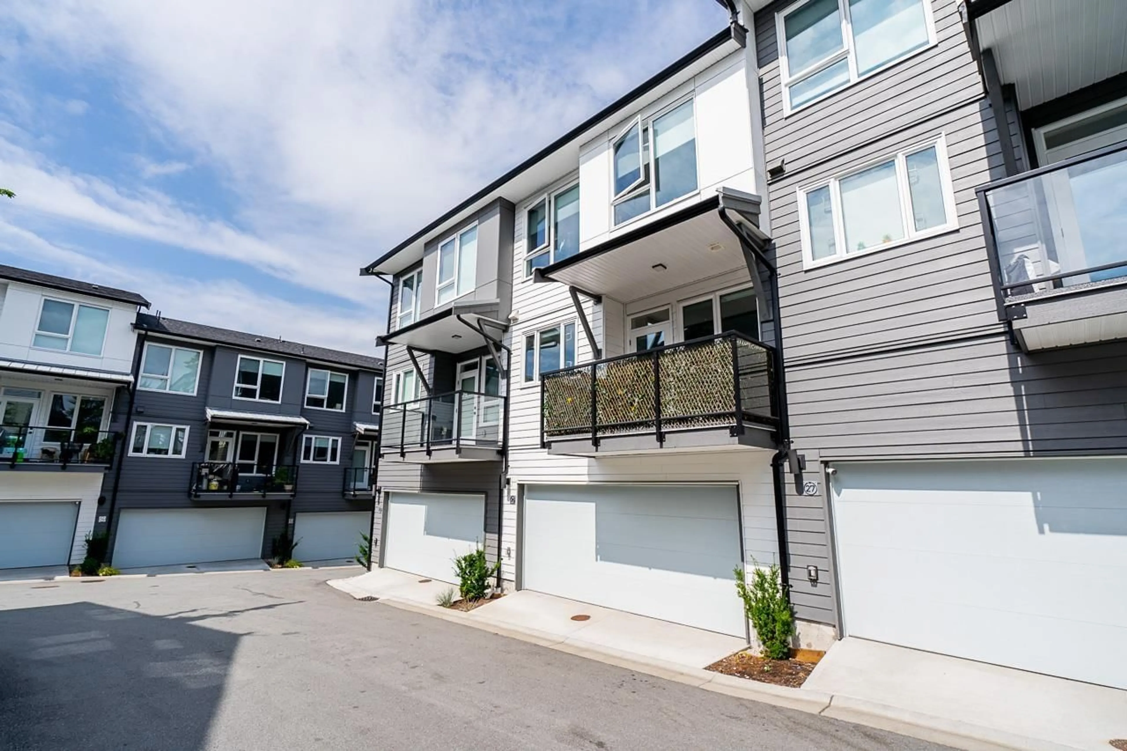 A pic from exterior of the house or condo for 26 15030 28 AVENUE, Surrey British Columbia V4P0H3