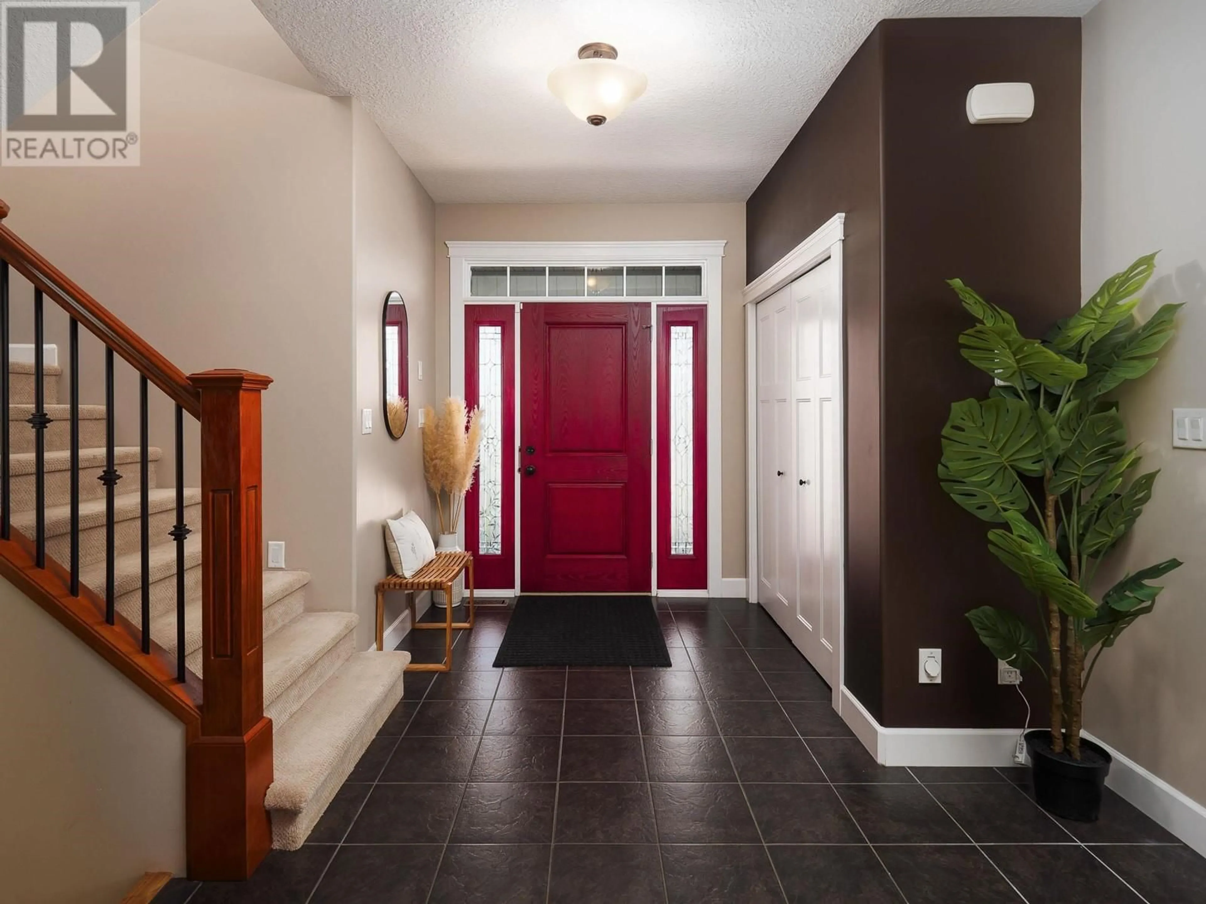 Indoor entryway for 2505 KENNEY COURT, Prince George British Columbia V2N0B9