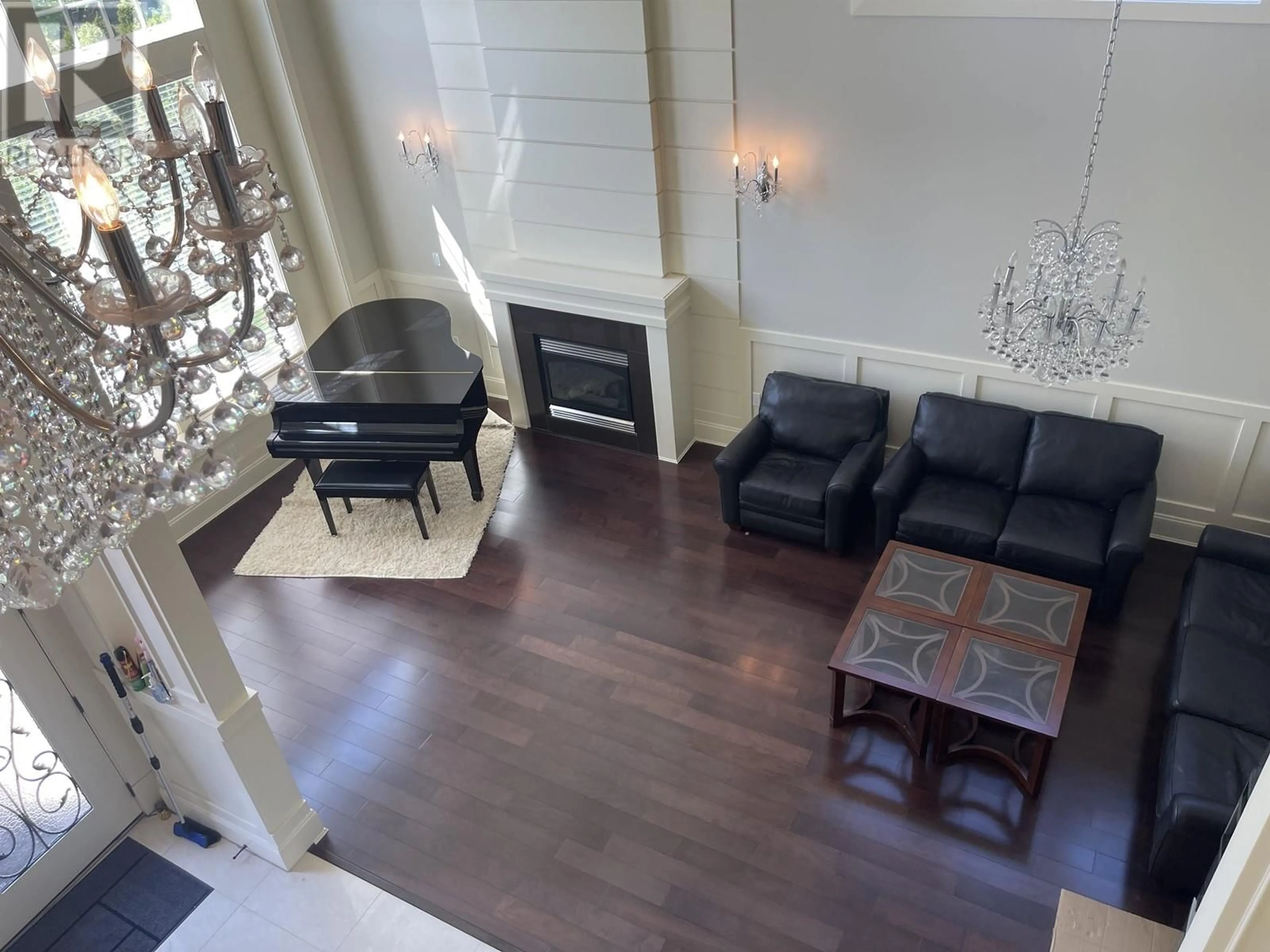 Living room with furniture, unknown for 3691 GRANVILLE AVENUE, Richmond British Columbia V7C1C8