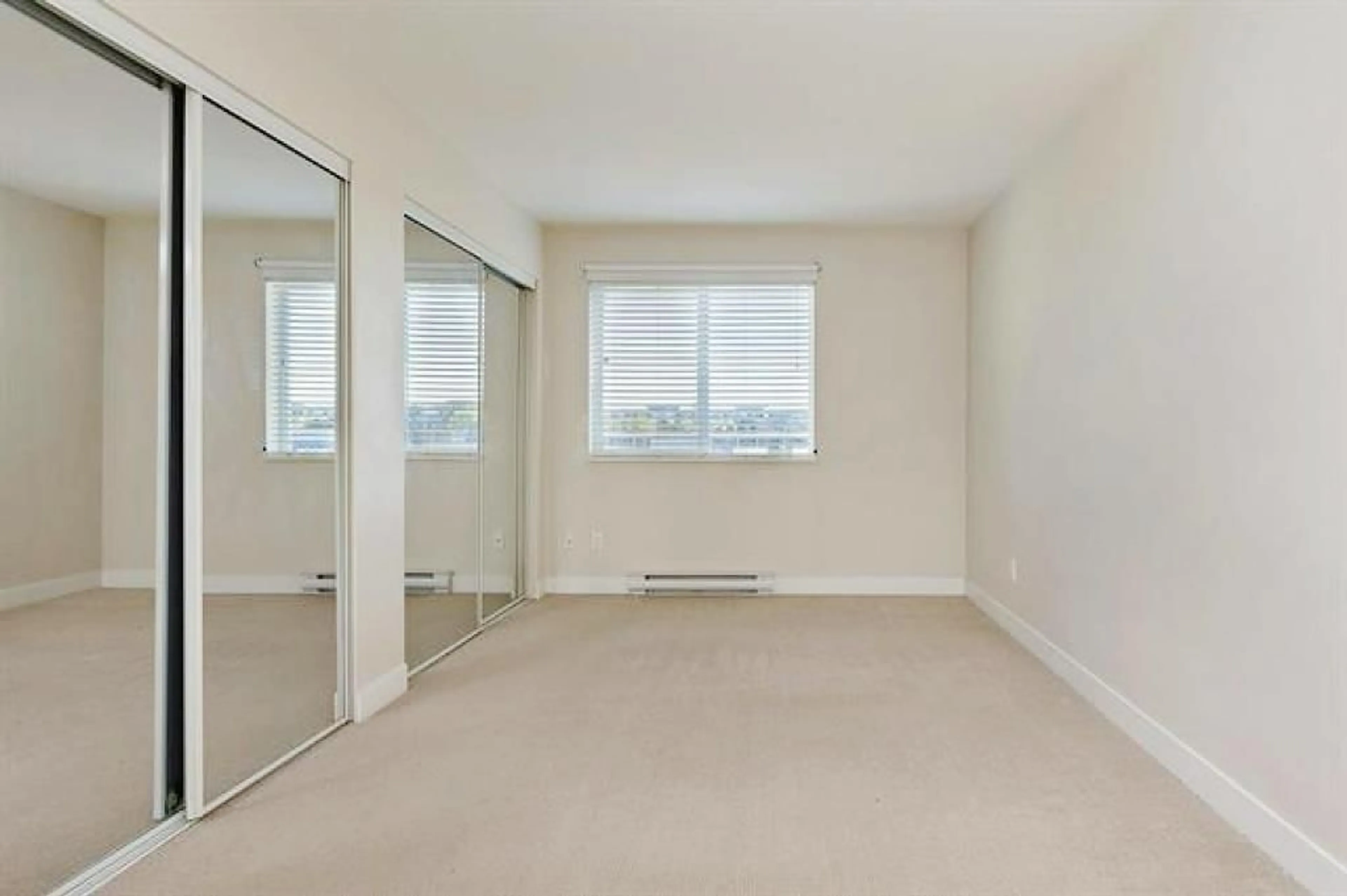 A pic of a room for 309 - 15775 CROYDON, Surrey British Columbia V3Z2L6