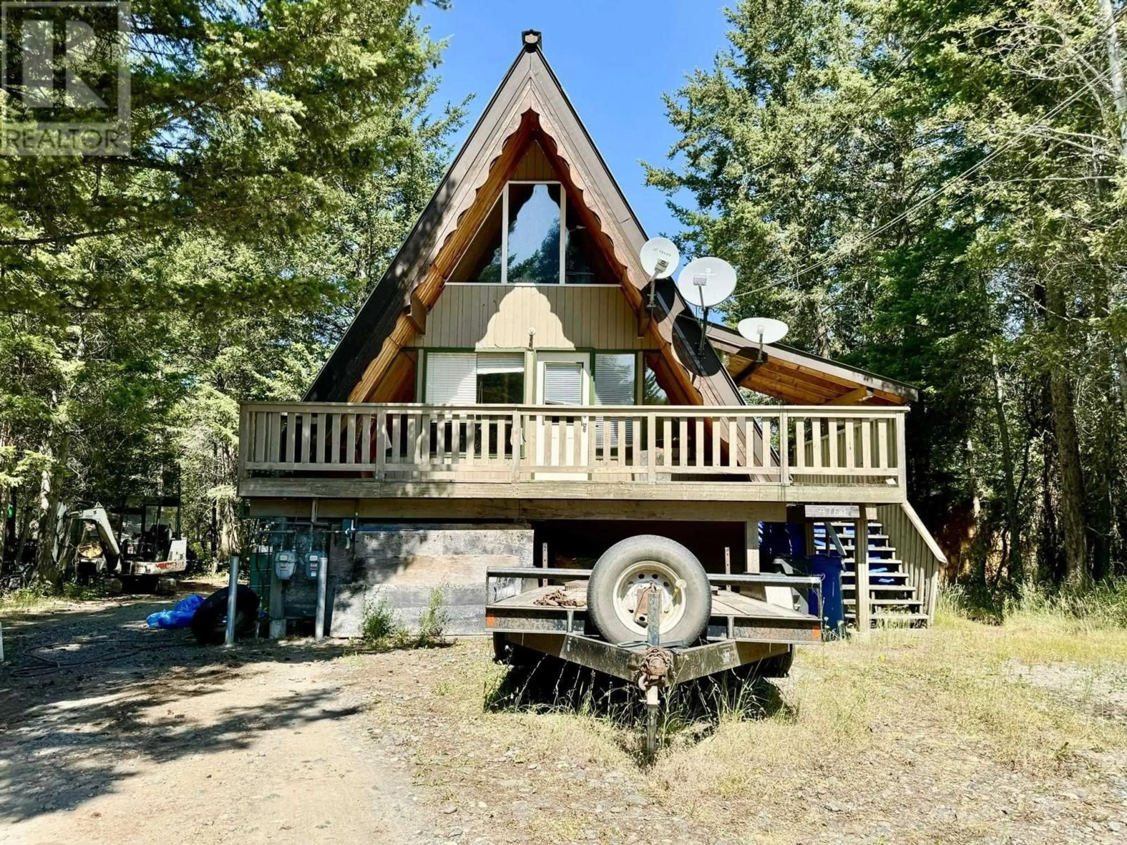 Cottage for 4764 MONEEYAW ROAD, 108 Mile Ranch British Columbia V0K2Z0