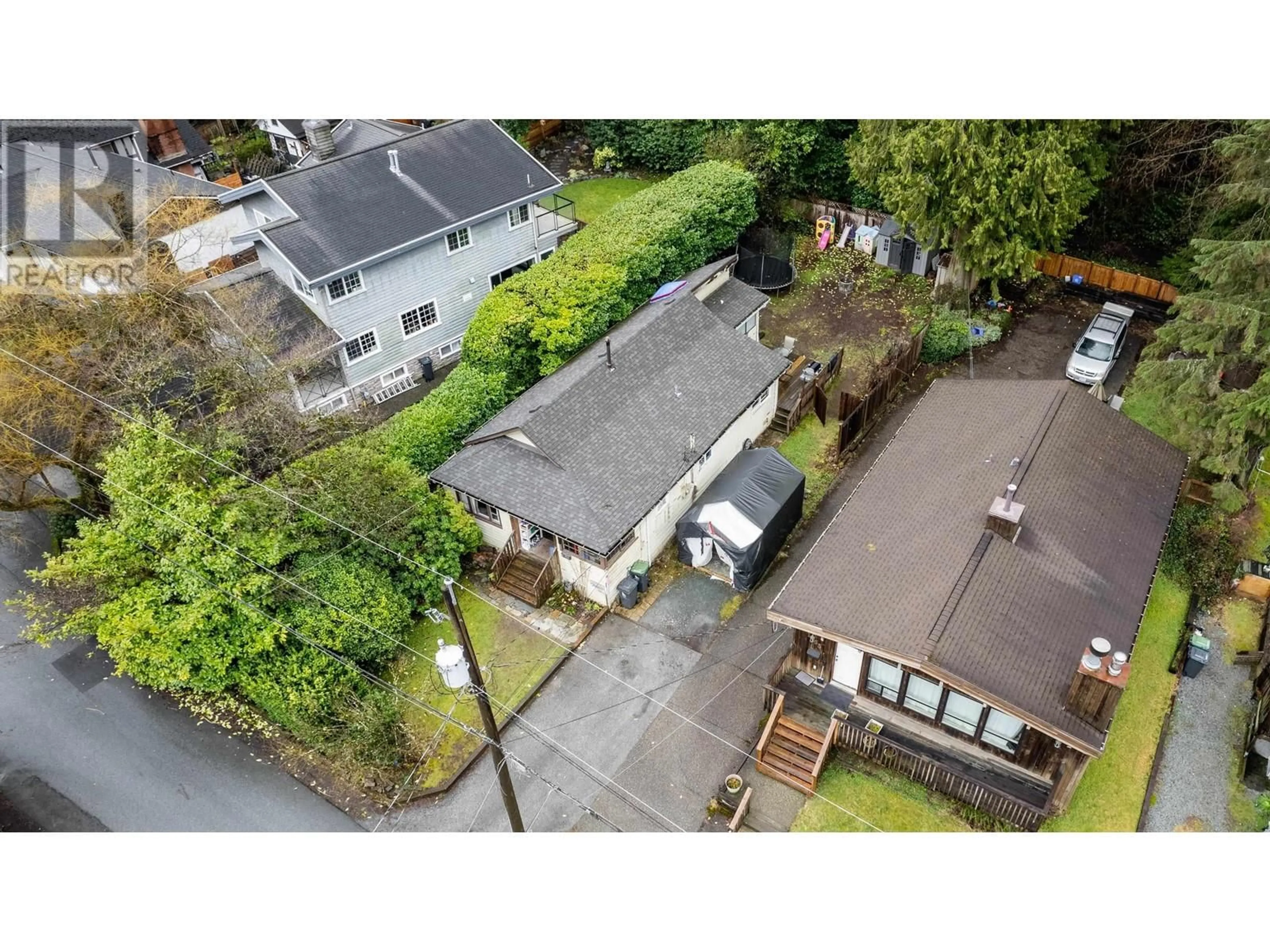 Frontside or backside of a home for 1943 PANORAMA DRIVE, North Vancouver British Columbia V7G1V2