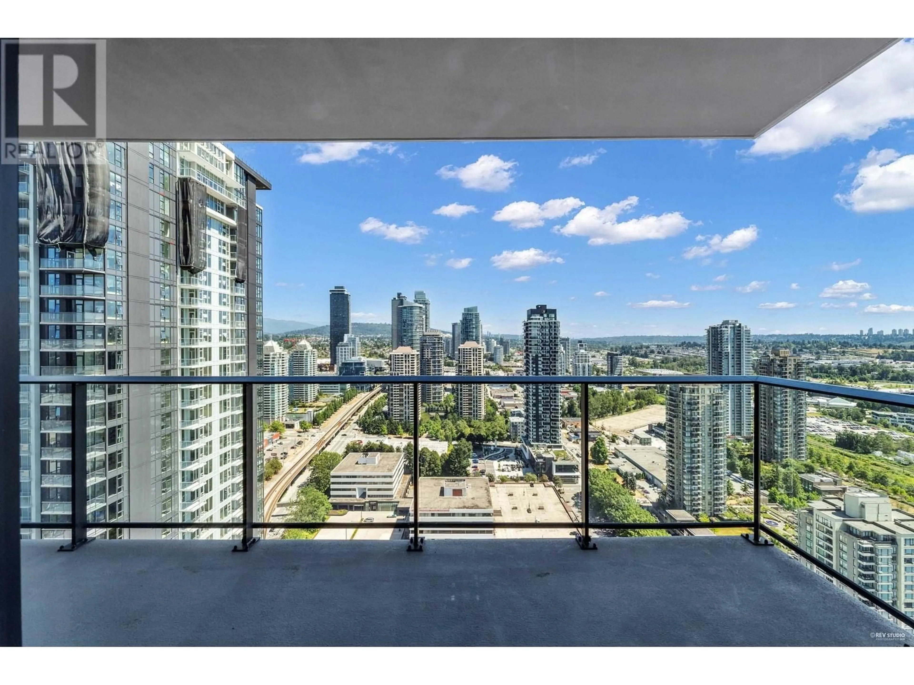 A pic from exterior of the house or condo, the view of city buildings for 3401 2186 GILMORE AVENUE, Burnaby British Columbia V5C0N7