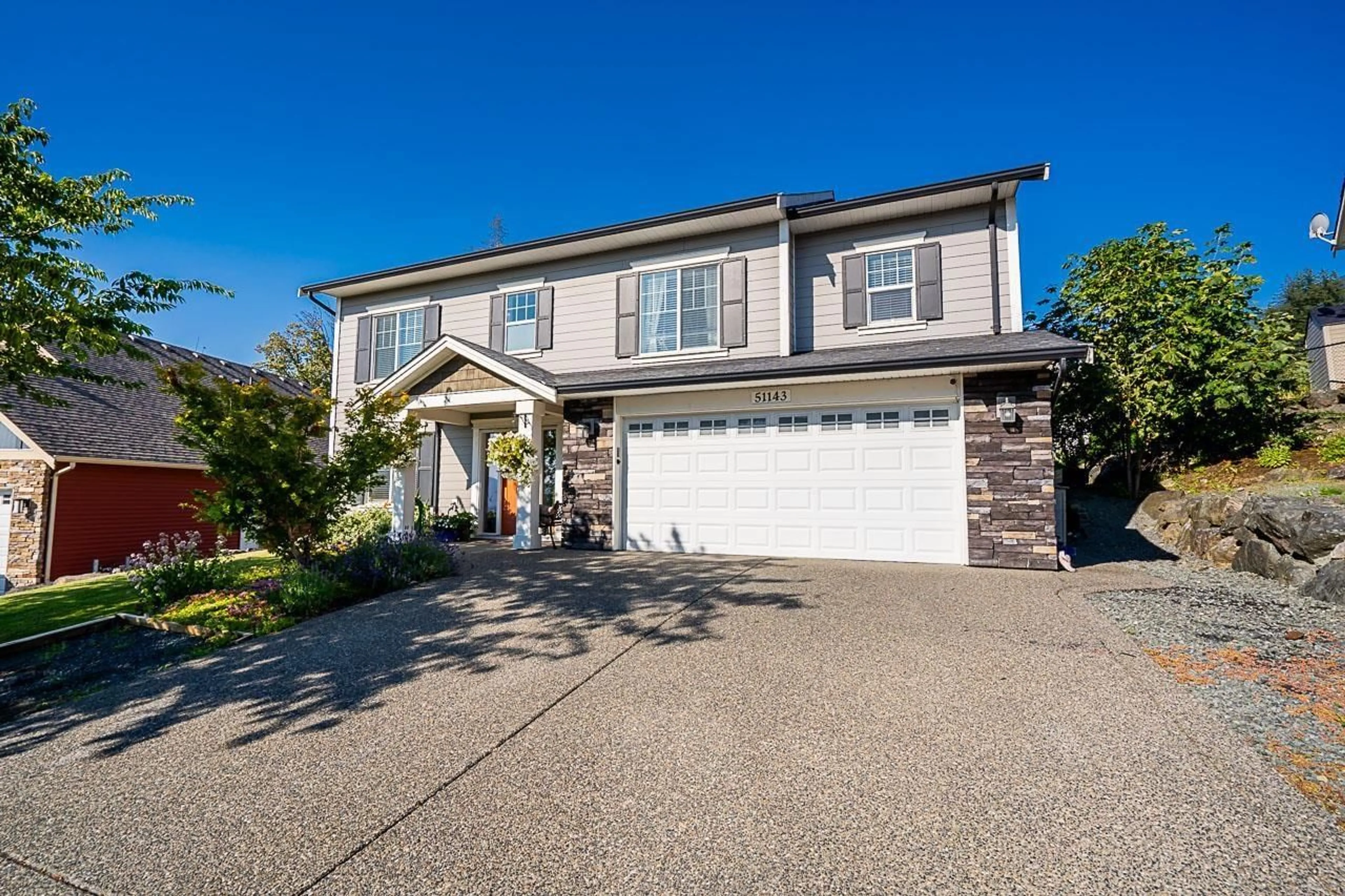 Home with vinyl exterior material for 51143 SOPHIE CRESCENT, Chilliwack British Columbia V4Z0C1