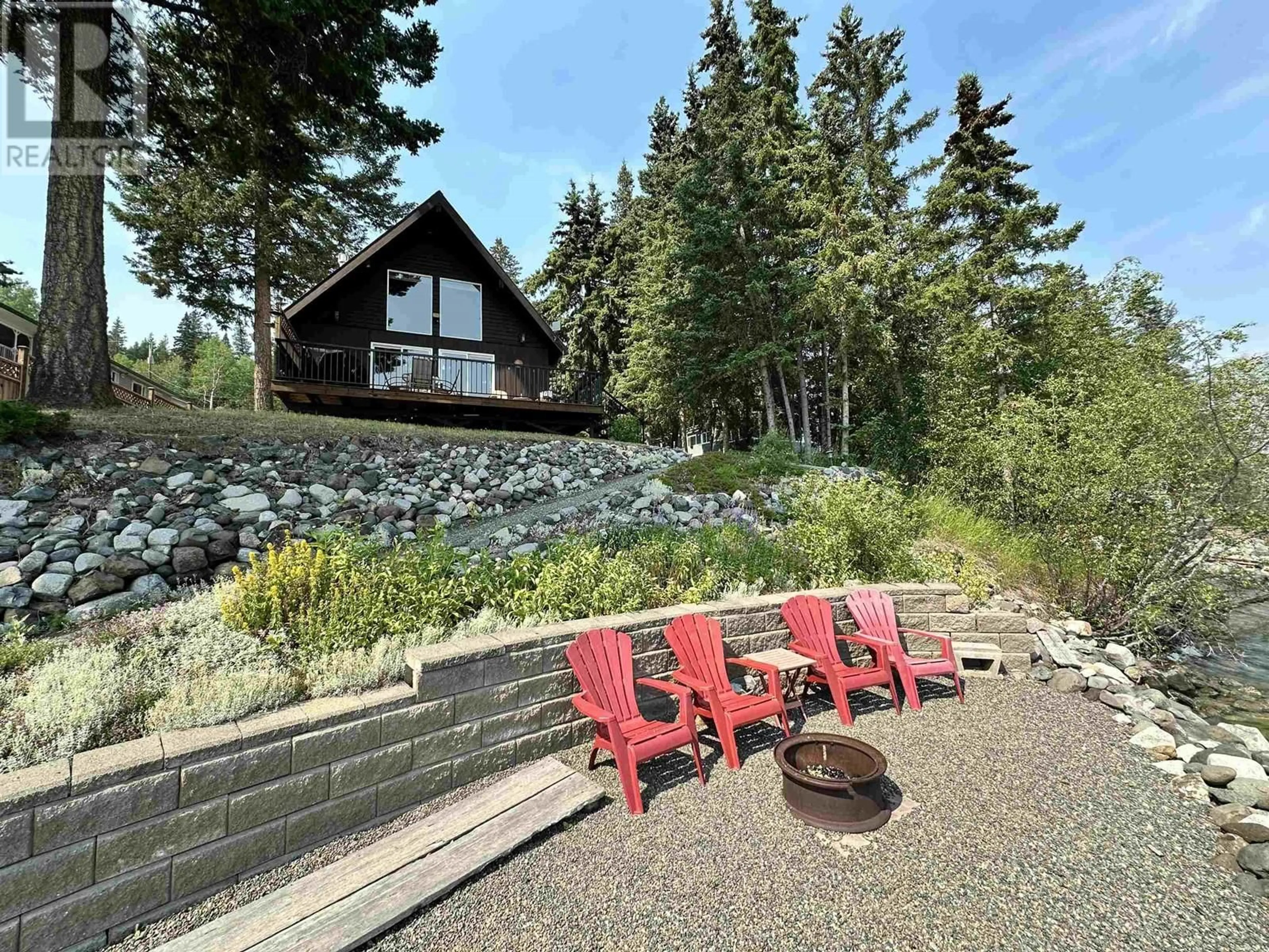 Cottage for 4585 CAVERLY ROAD, Lac La Hache British Columbia V0K1T0