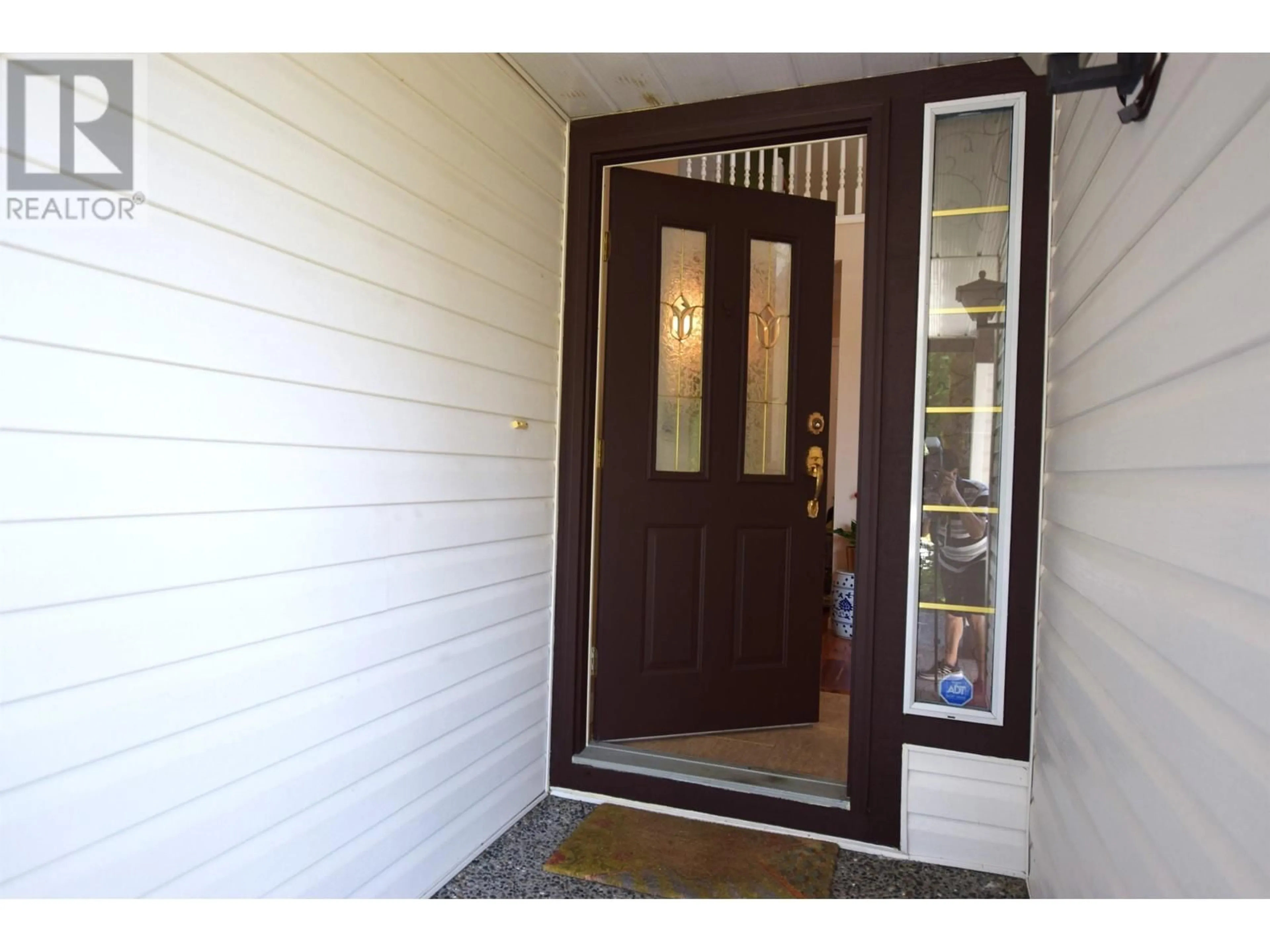 Indoor entryway for 1521 BRAMBLE LANE, Coquitlam British Columbia V3E2S7