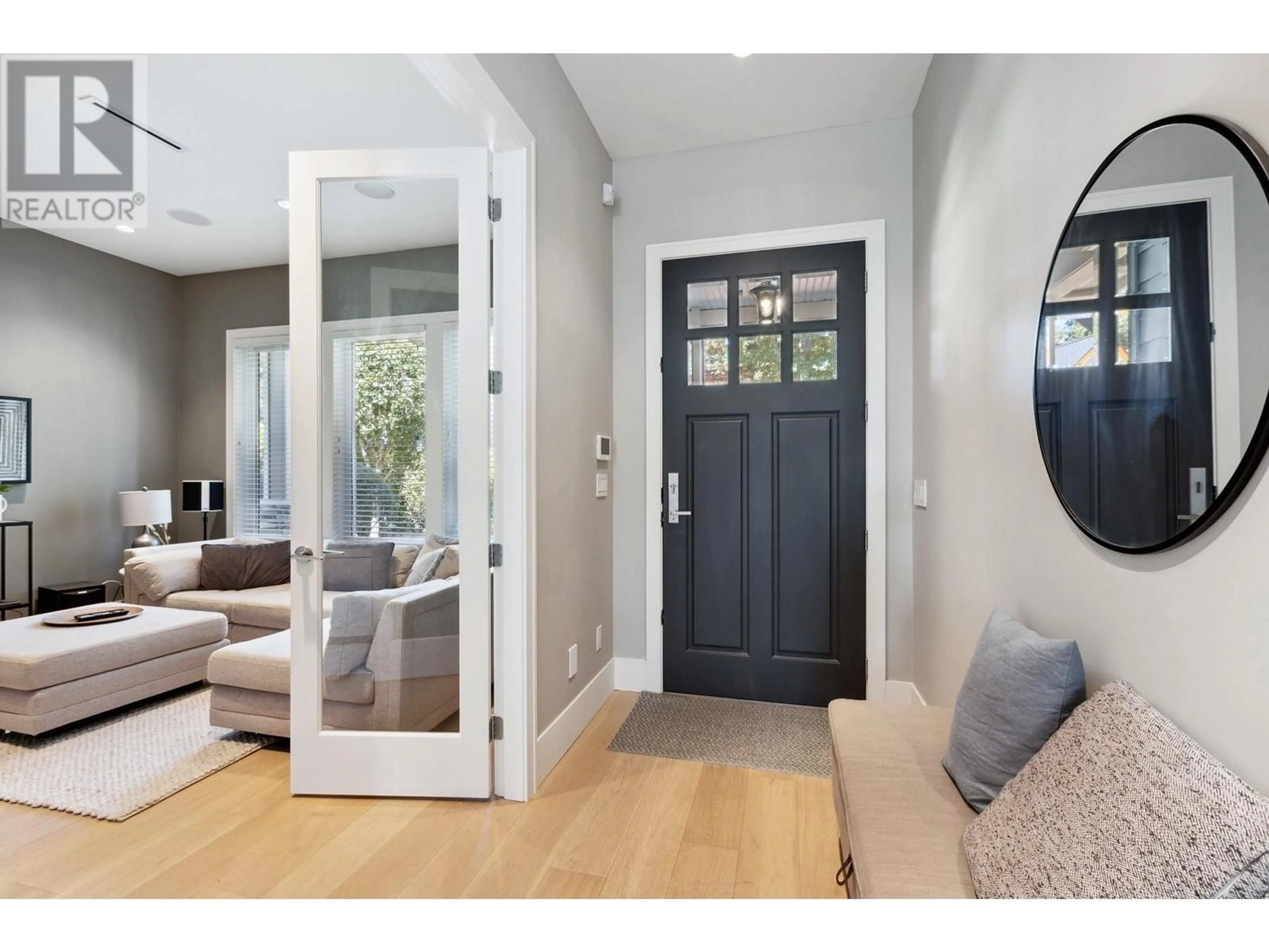 Indoor entryway for 1426 COMPSTON CRESCENT, Delta British Columbia V4L1R1