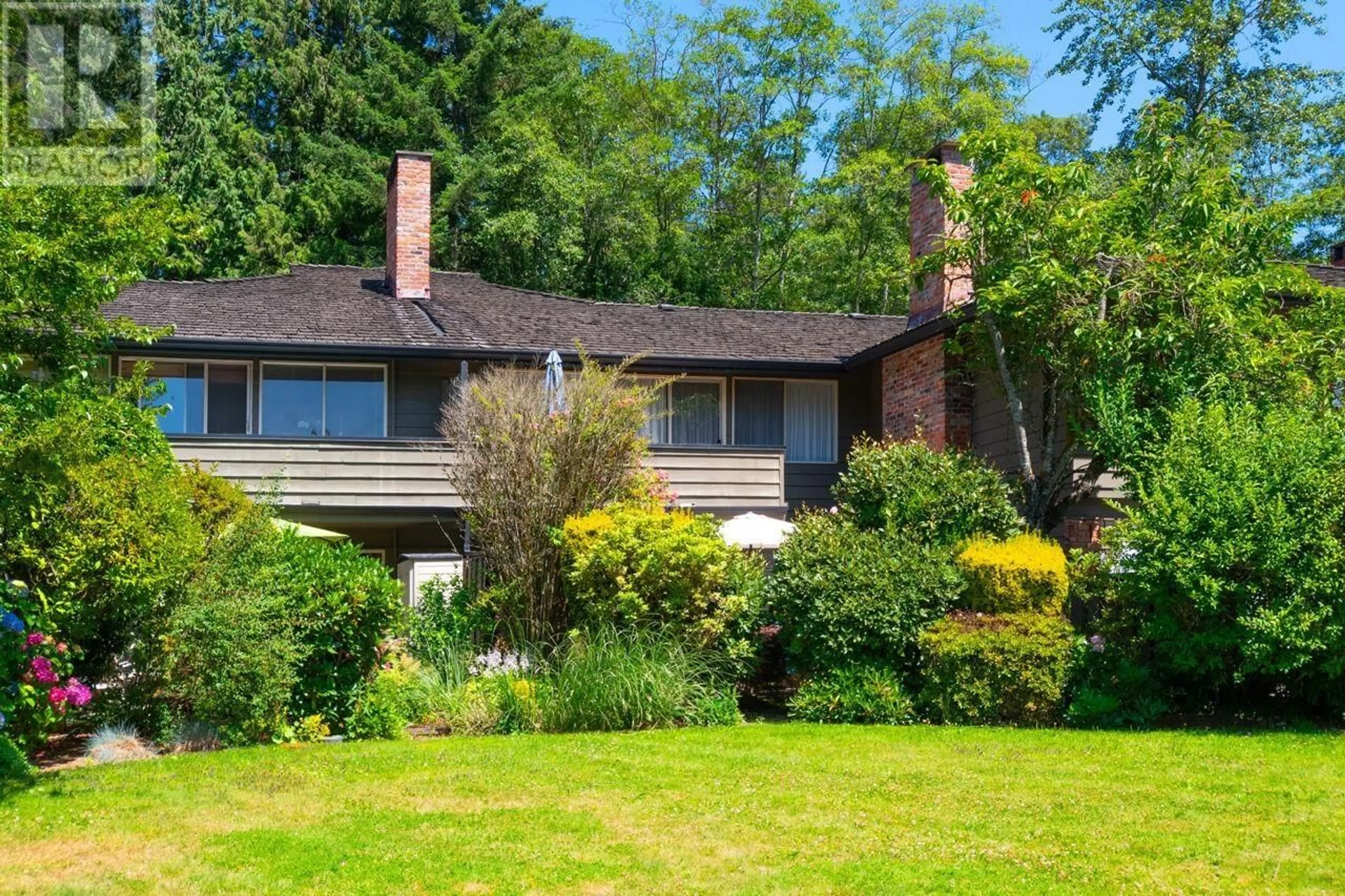 Cottage for 810 235 KEITH ROAD, West Vancouver British Columbia V7T1L5