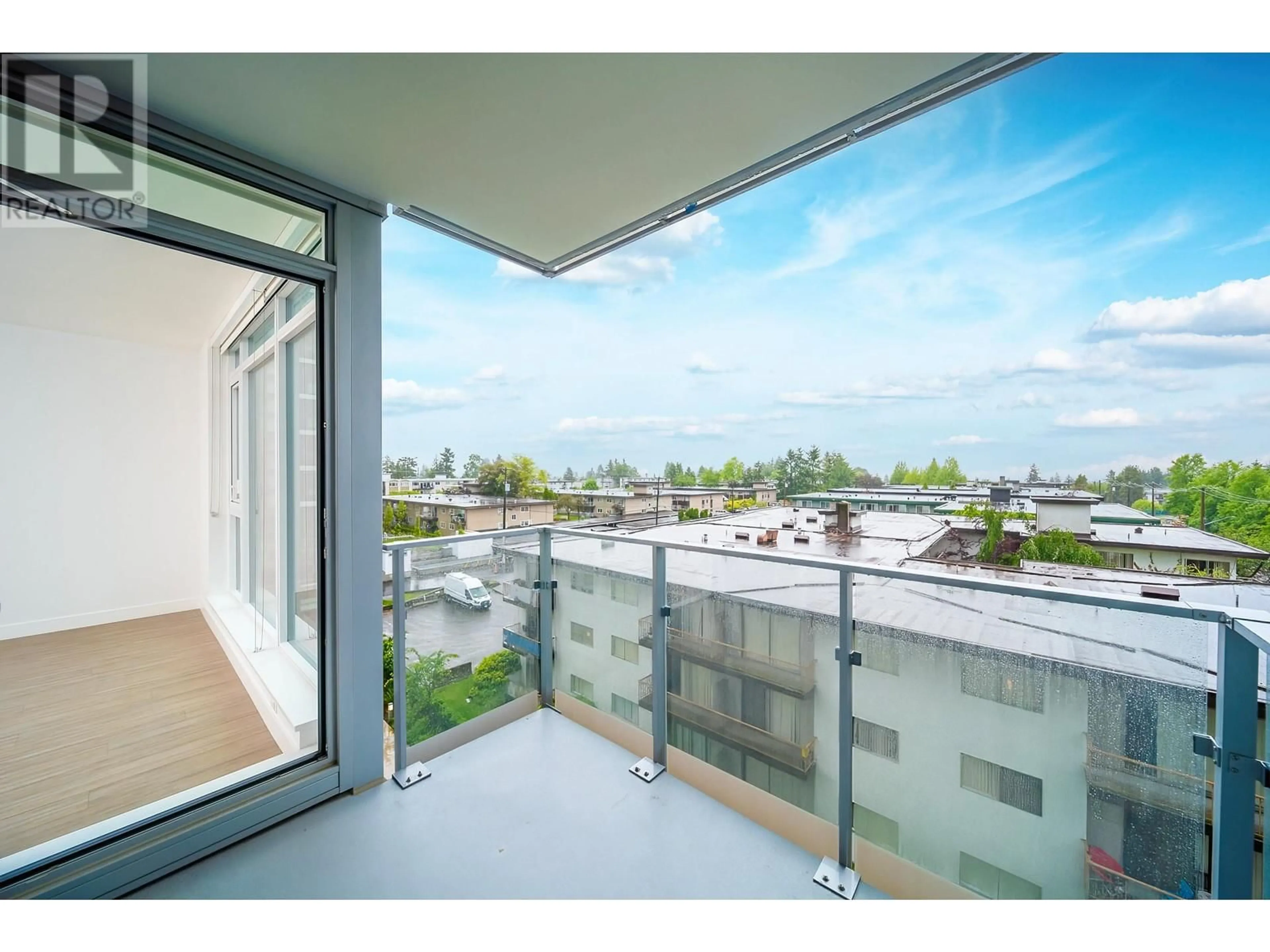 Balcony in the apartment, city buildings view from balcony for 502 - 6398 SILVER AVENUE, Burnaby British Columbia V5H0K7