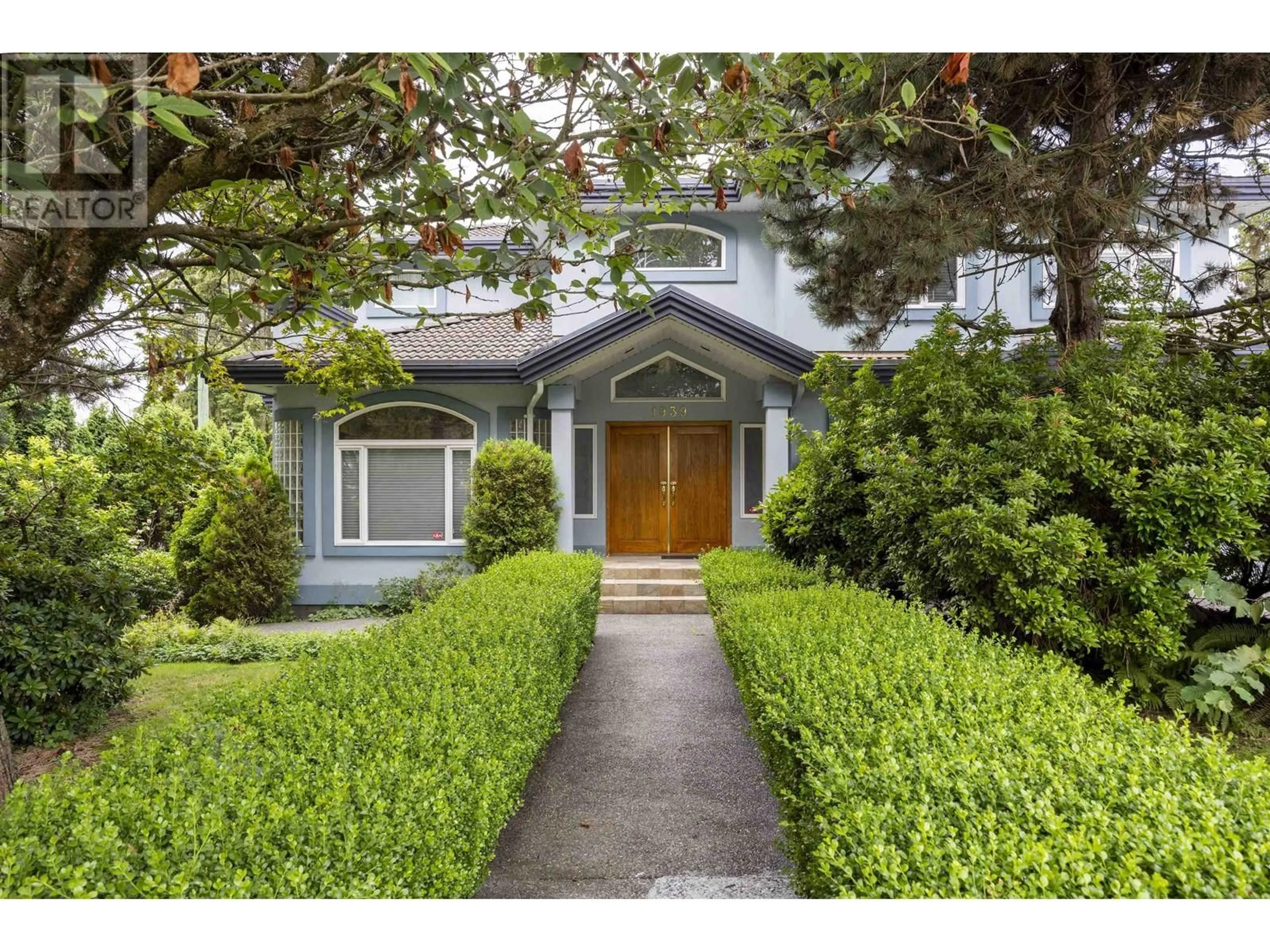 Frontside or backside of a home for 1939 WOOLWICH AVENUE, Burnaby British Columbia V5B4A2