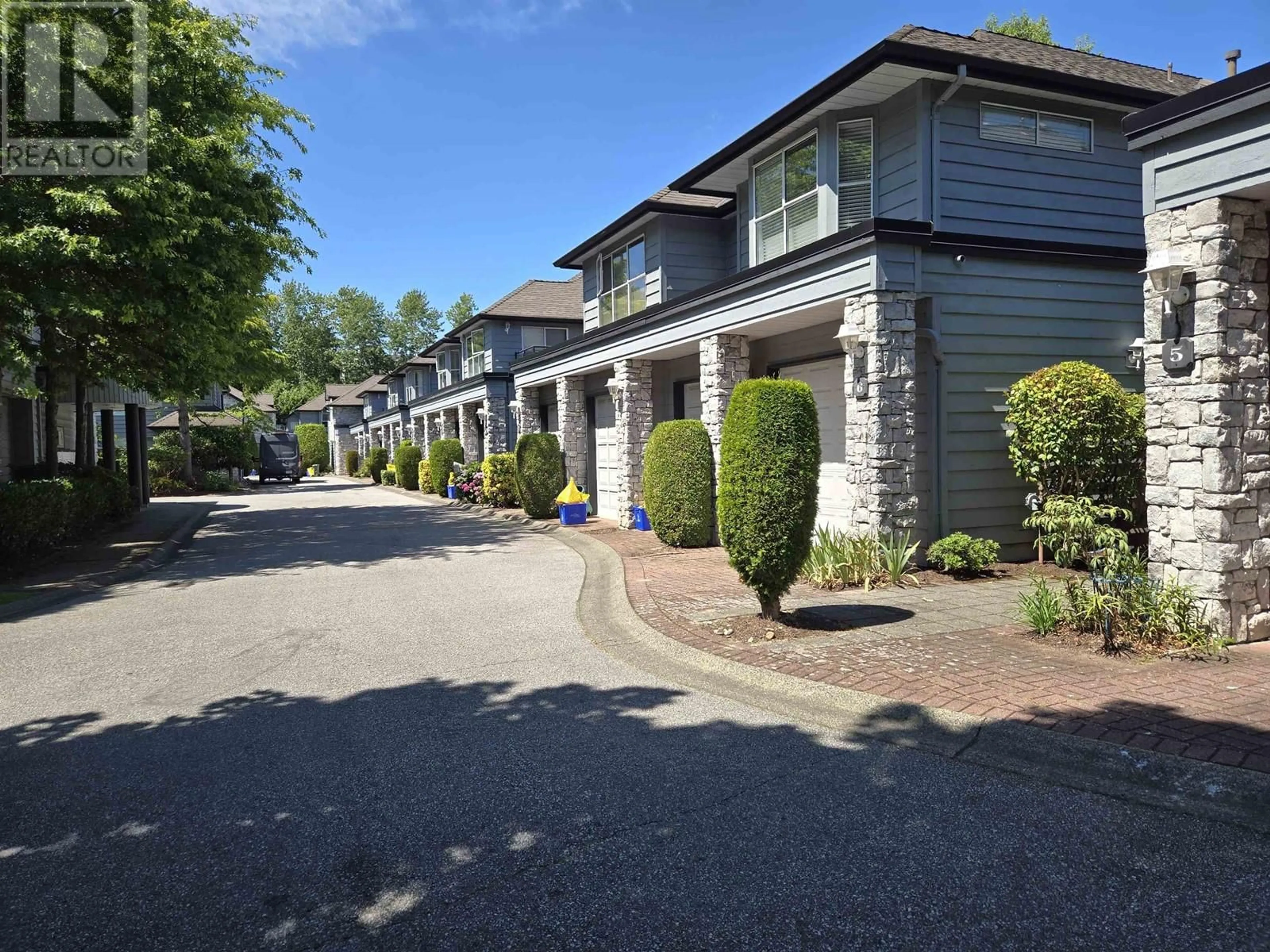 A pic from exterior of the house or condo, cottage for 35 7695 ST. ALBANS ROAD, Richmond British Columbia V6Y3W8