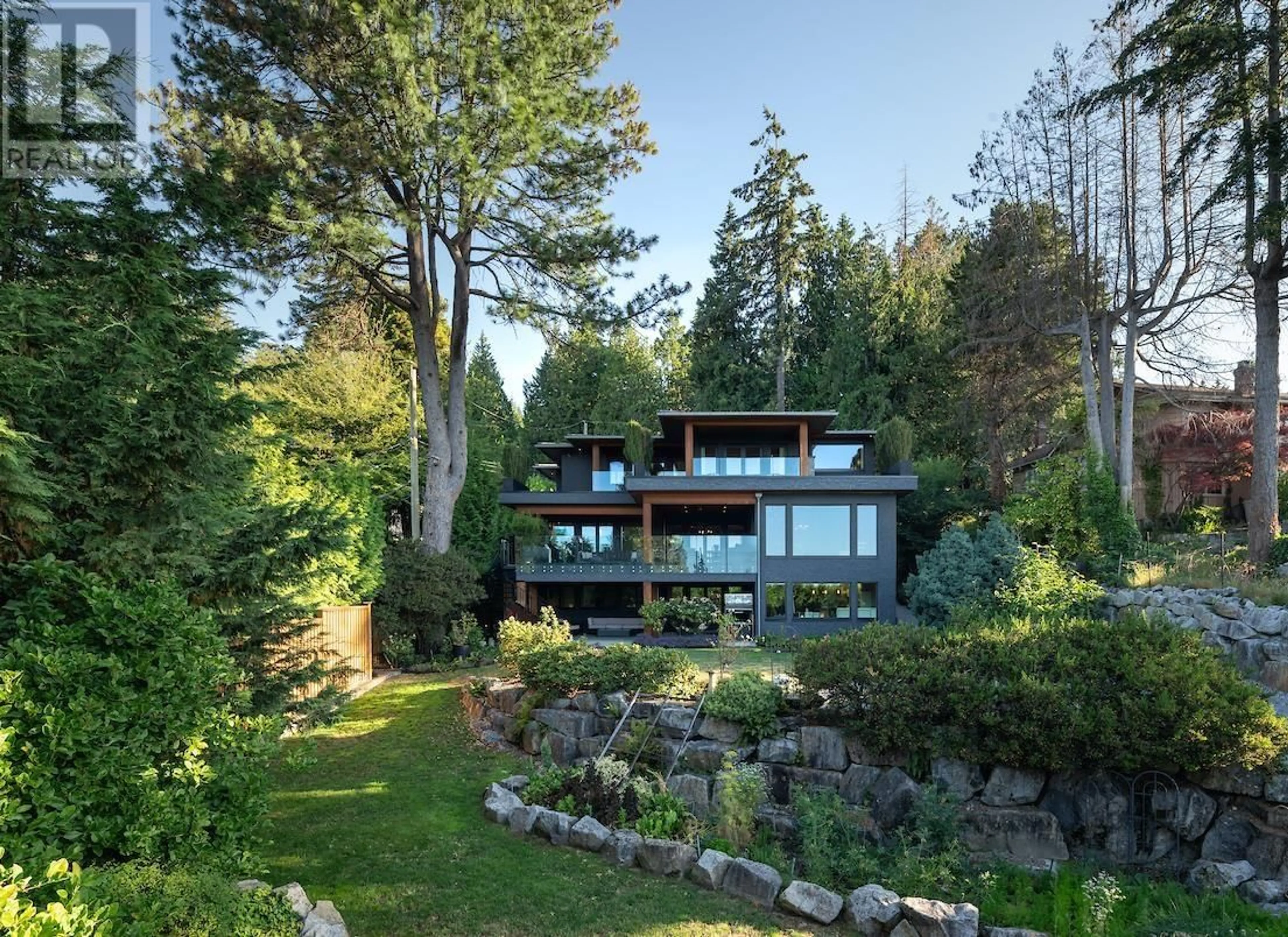 Frontside or backside of a home, cottage for 4428 PICCADILLY NORTH, West Vancouver British Columbia V7W1C7