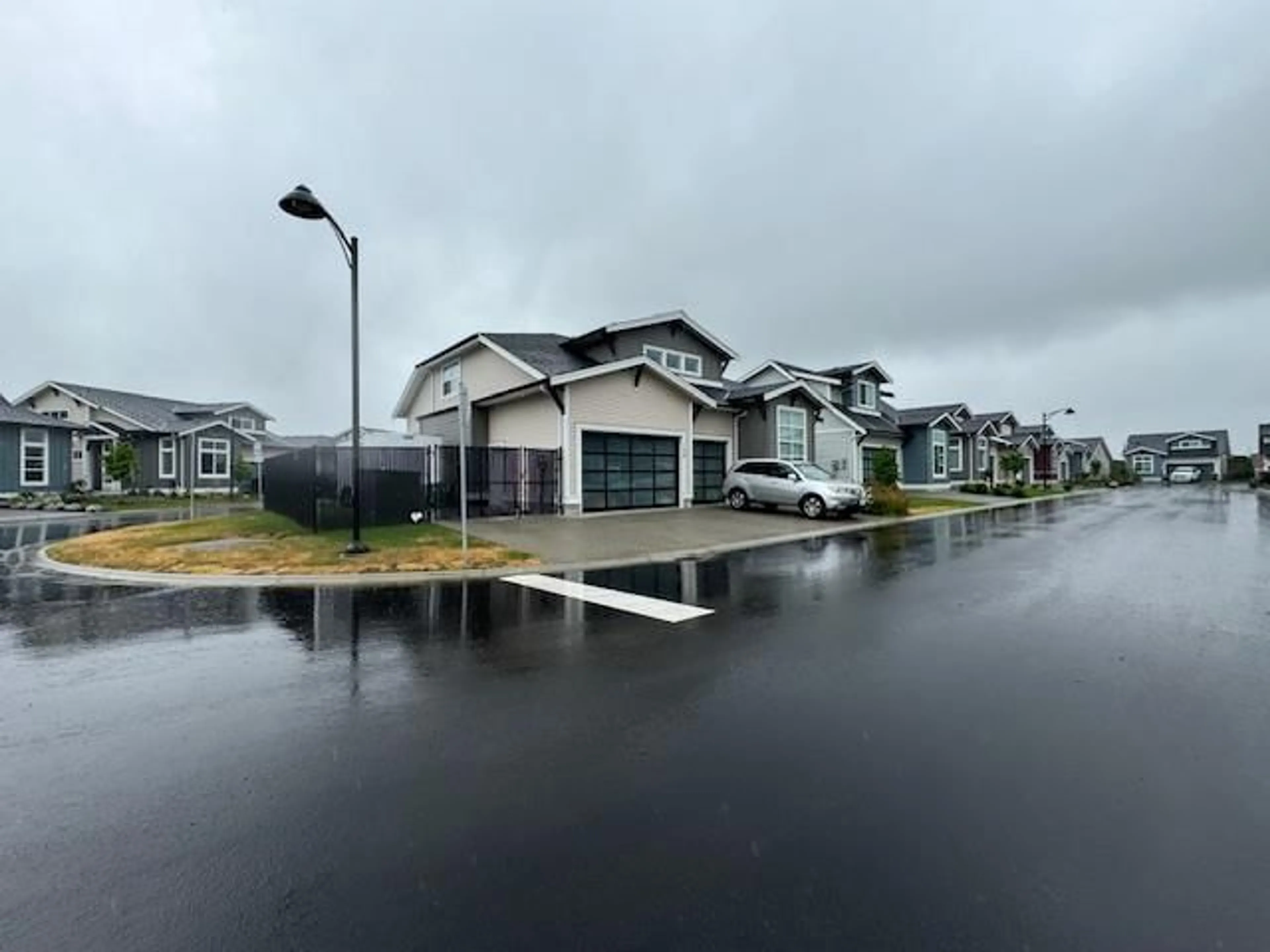 Frontside or backside of a home, the street view for 128 46213 HAK'WELES ROAD, Chilliwack British Columbia V4Z0E6