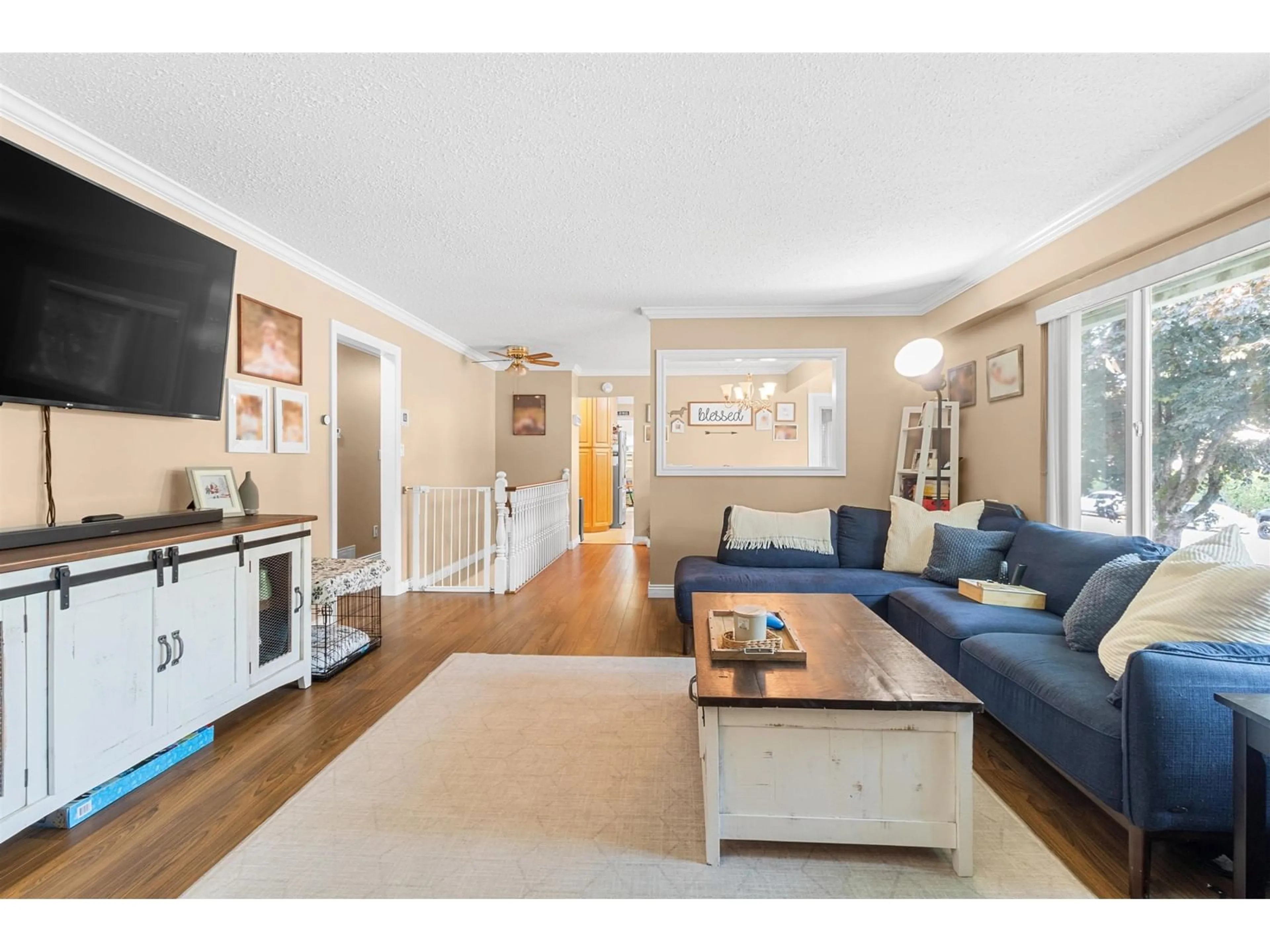 Living room, wood floors for 24817 57 AVENUE, Langley British Columbia V4W1T6