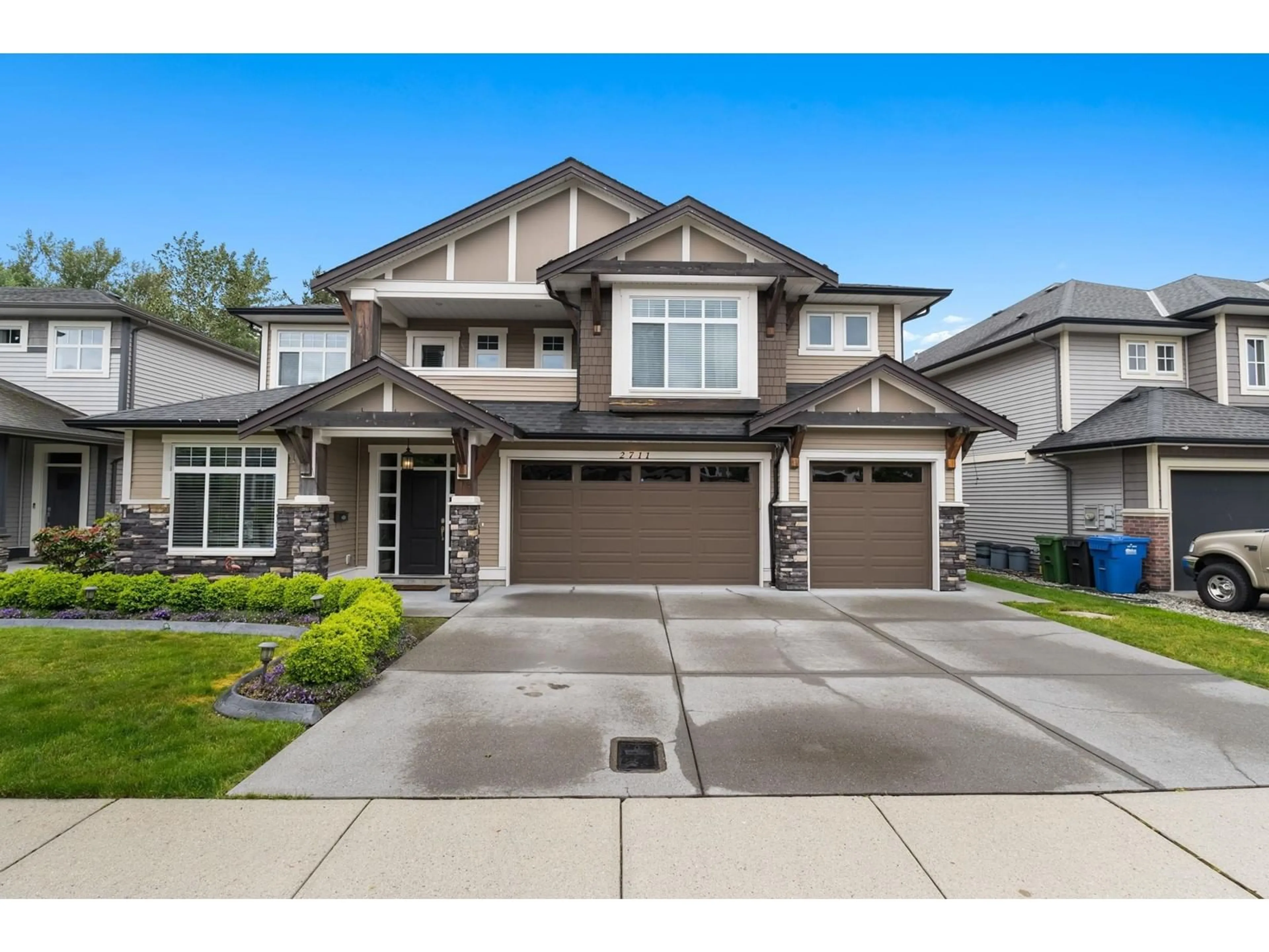 Frontside or backside of a home for 2711 BRISTOL DRIVE, Abbotsford British Columbia V2S0G1