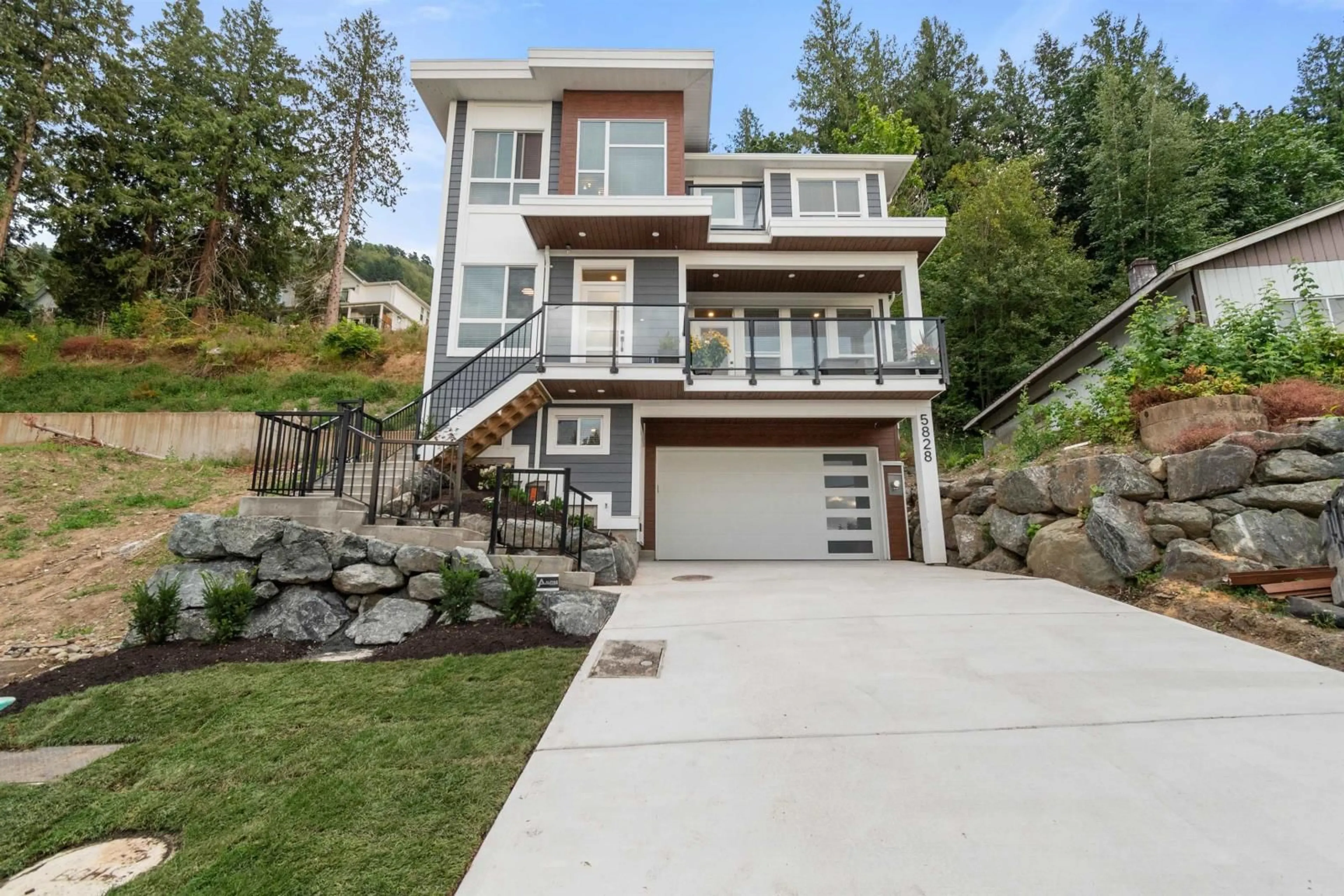 Frontside or backside of a home for 5828 JINKERSON ROAD, Chilliwack British Columbia V2R0C8