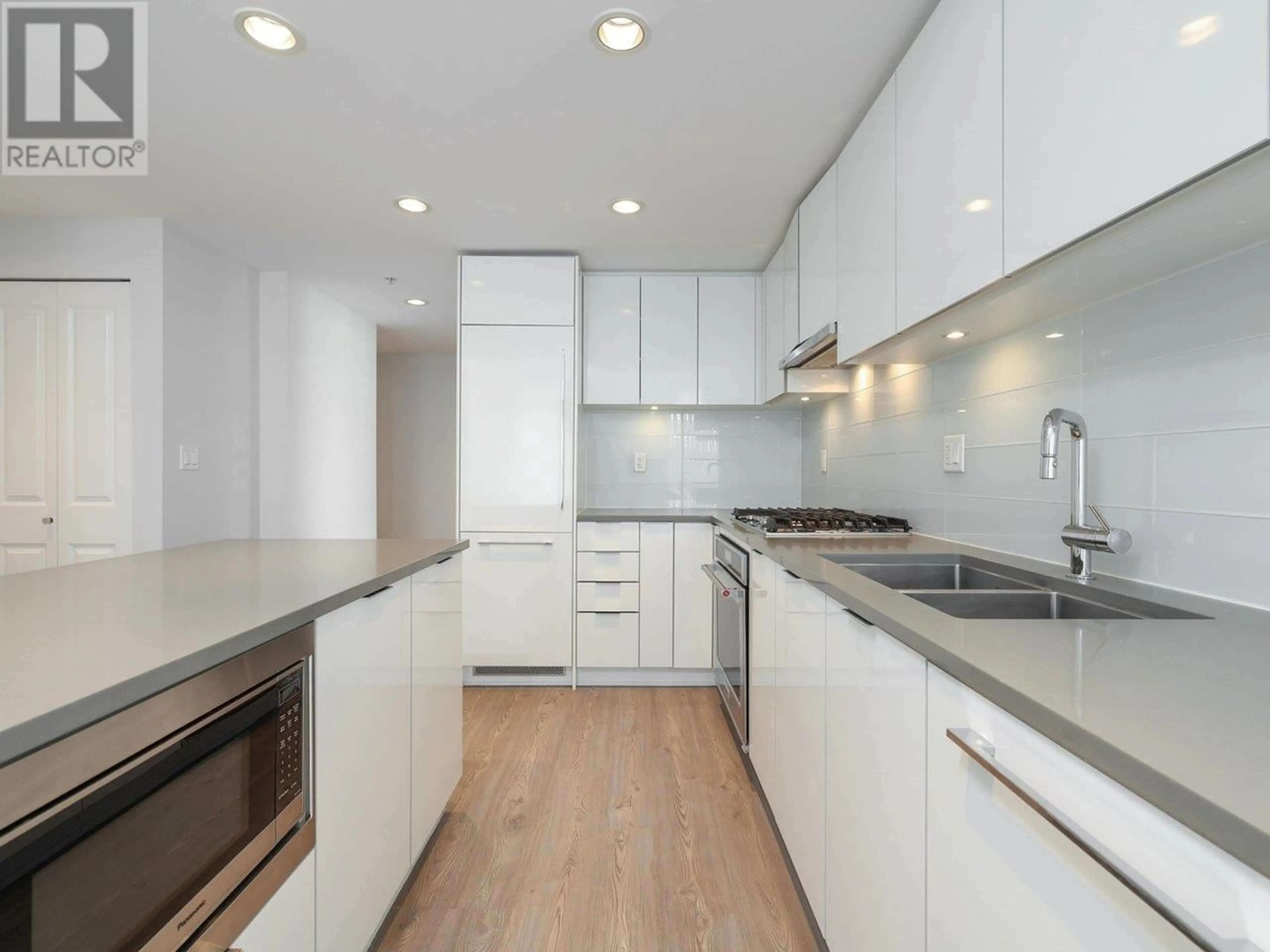 Unknown for 702 - 2388 MADISON AVENUE, Burnaby British Columbia V5C0K8