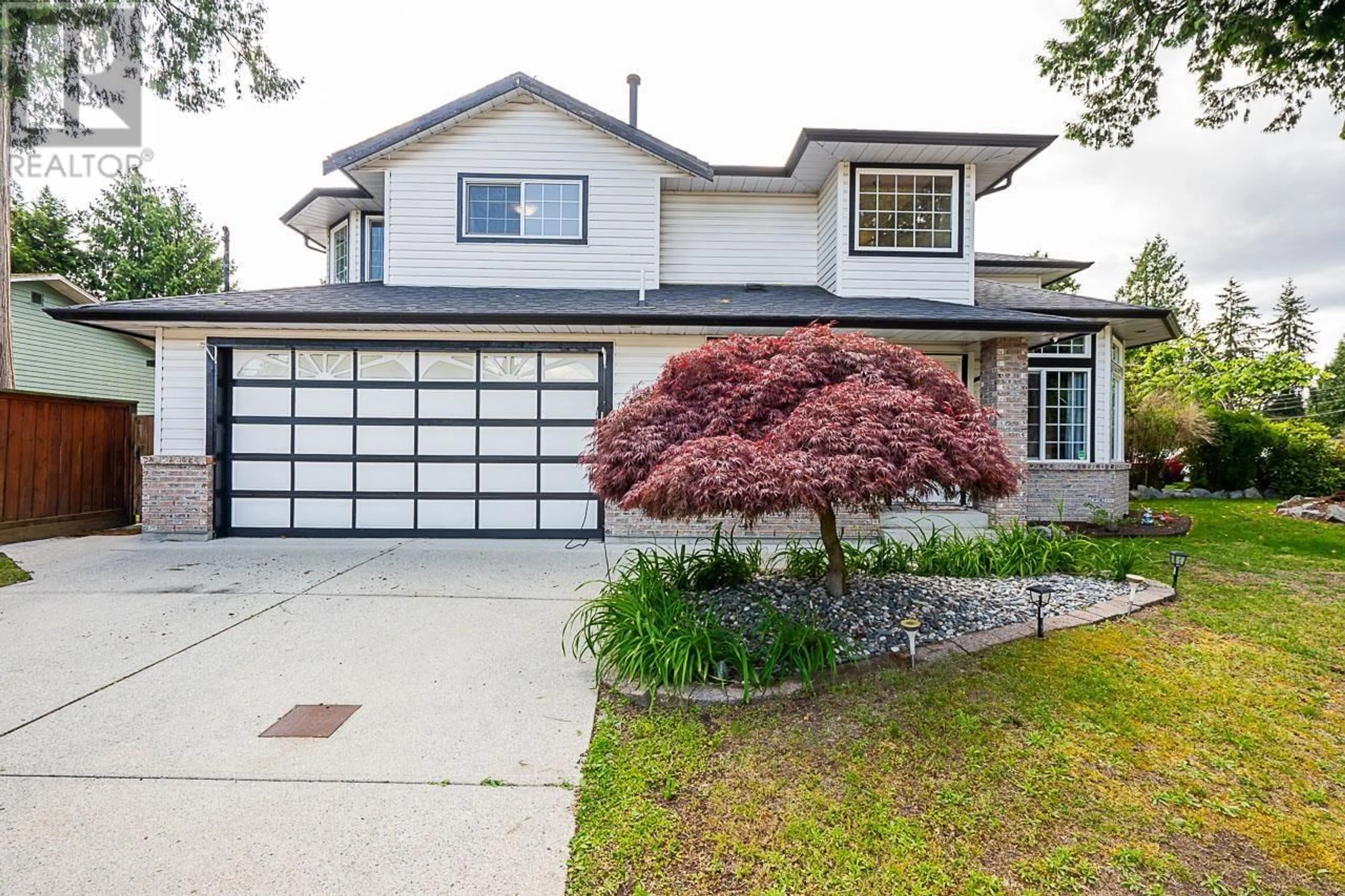 Home with vinyl exterior material for 12347 194B STREET, Pitt Meadows British Columbia V3Y2K3