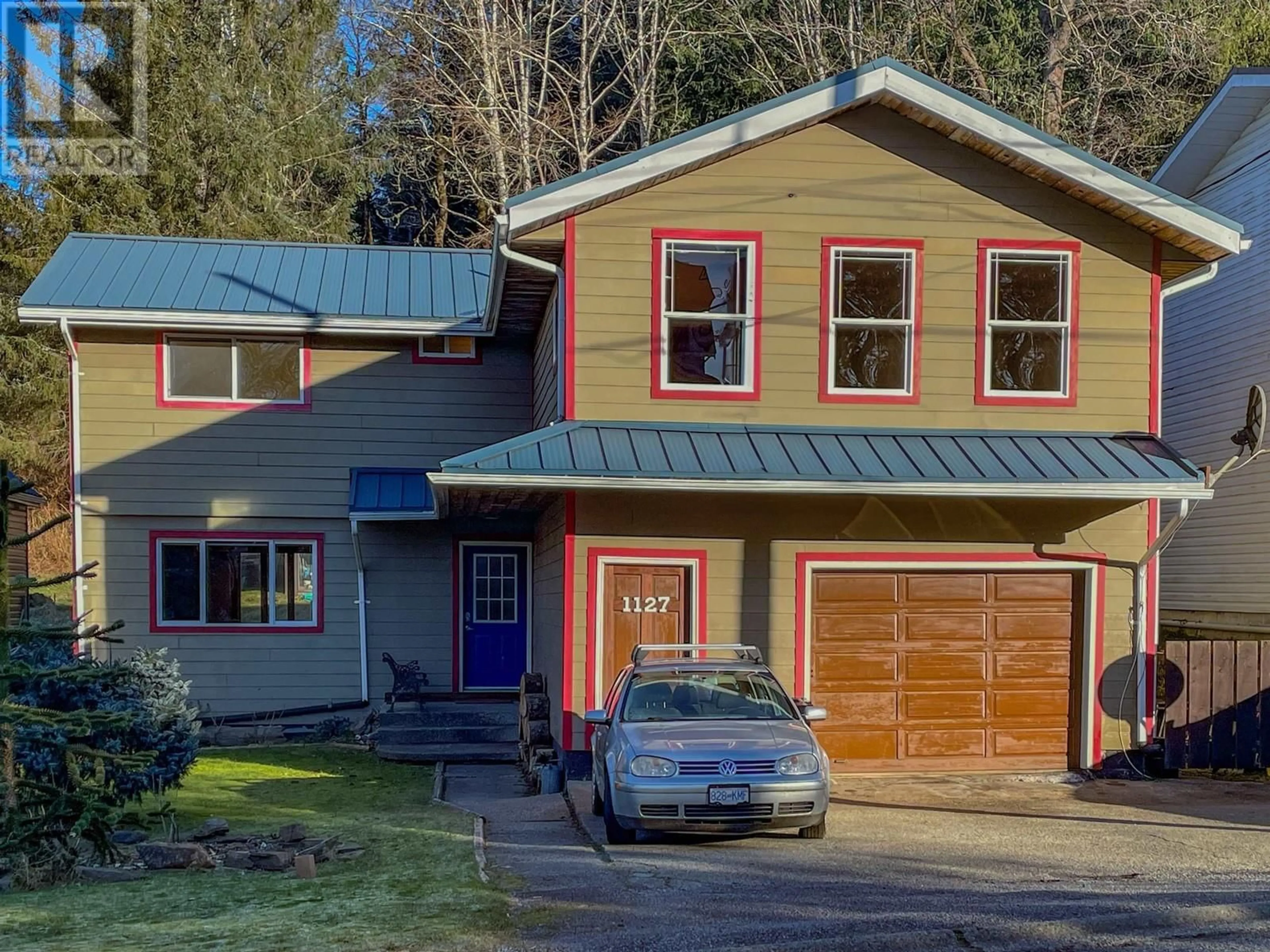 Frontside or backside of a home for 1127 IMMANUEL STREET, Prince George British Columbia V8J3A4