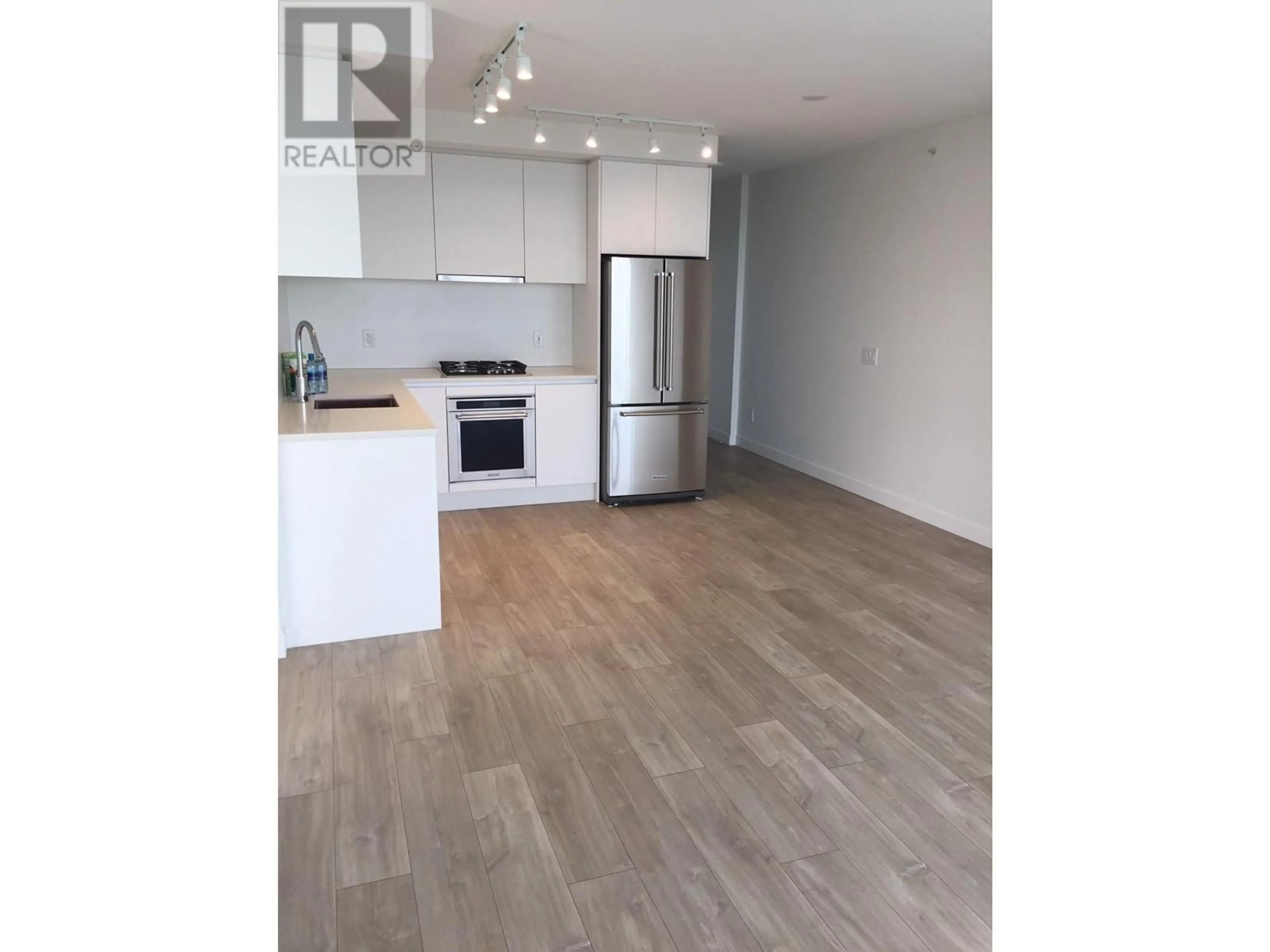 Open concept kitchen, wood/laminate floor for 2602 - 525 FOSTER AVENUE, Coquitlam British Columbia V3J0H6
