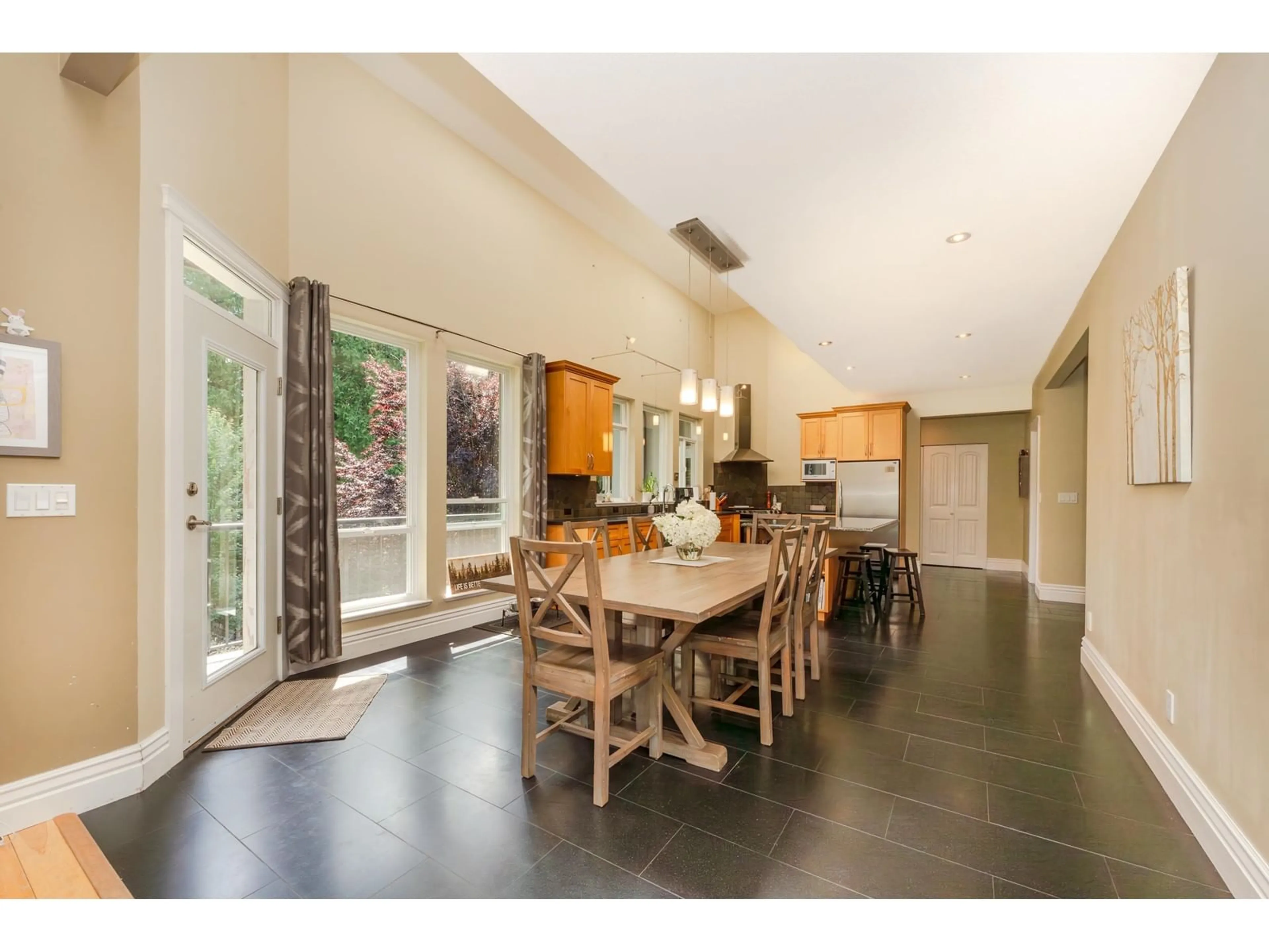 Dining room, wood floors for 12668 CATHY CRESCENT, Mission British Columbia V4S1C8