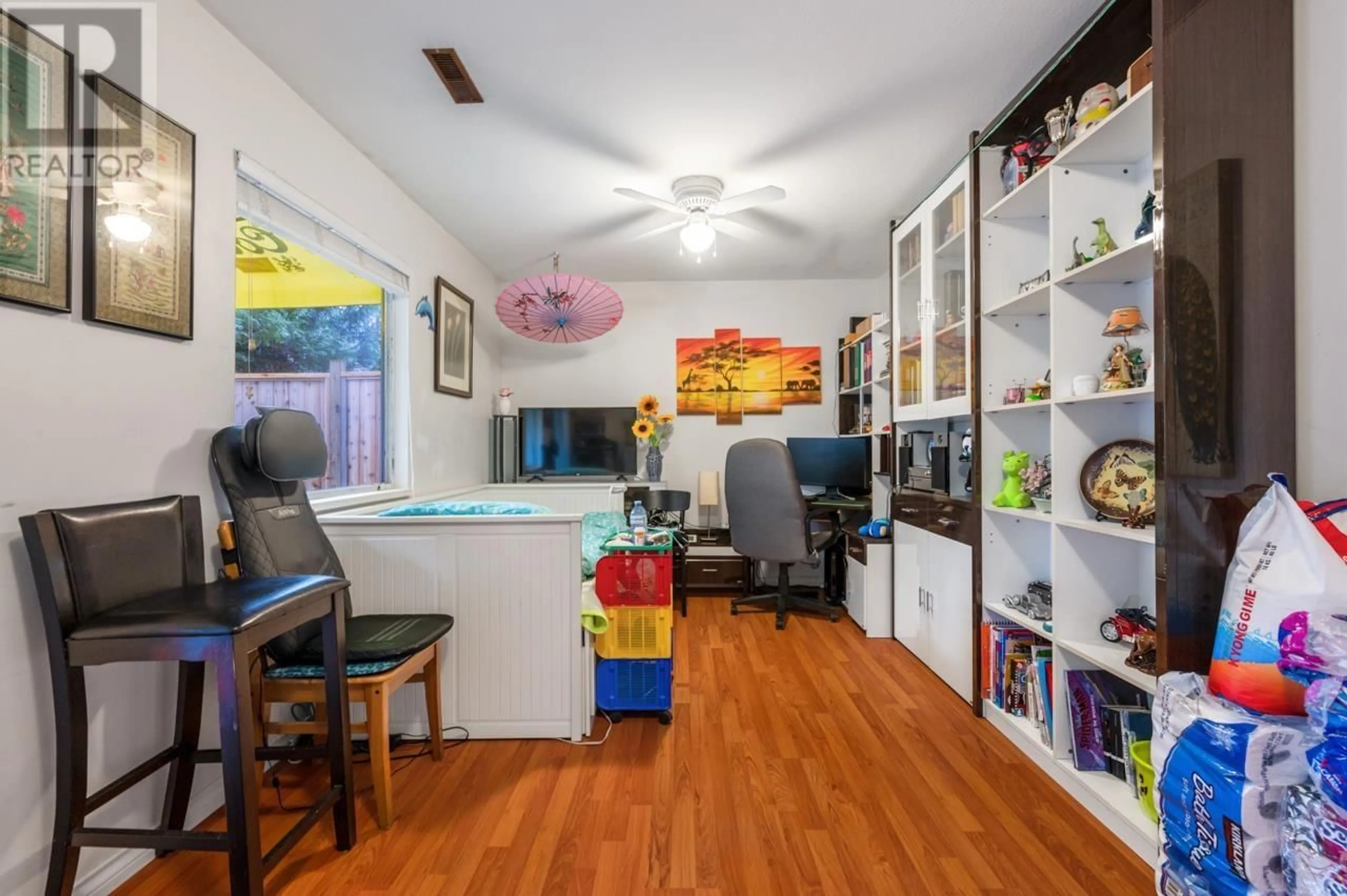 A pic of a room, wood floors for 8 2525 SHAFTSBURY PLACE, Port Coquitlam British Columbia V3B4P2