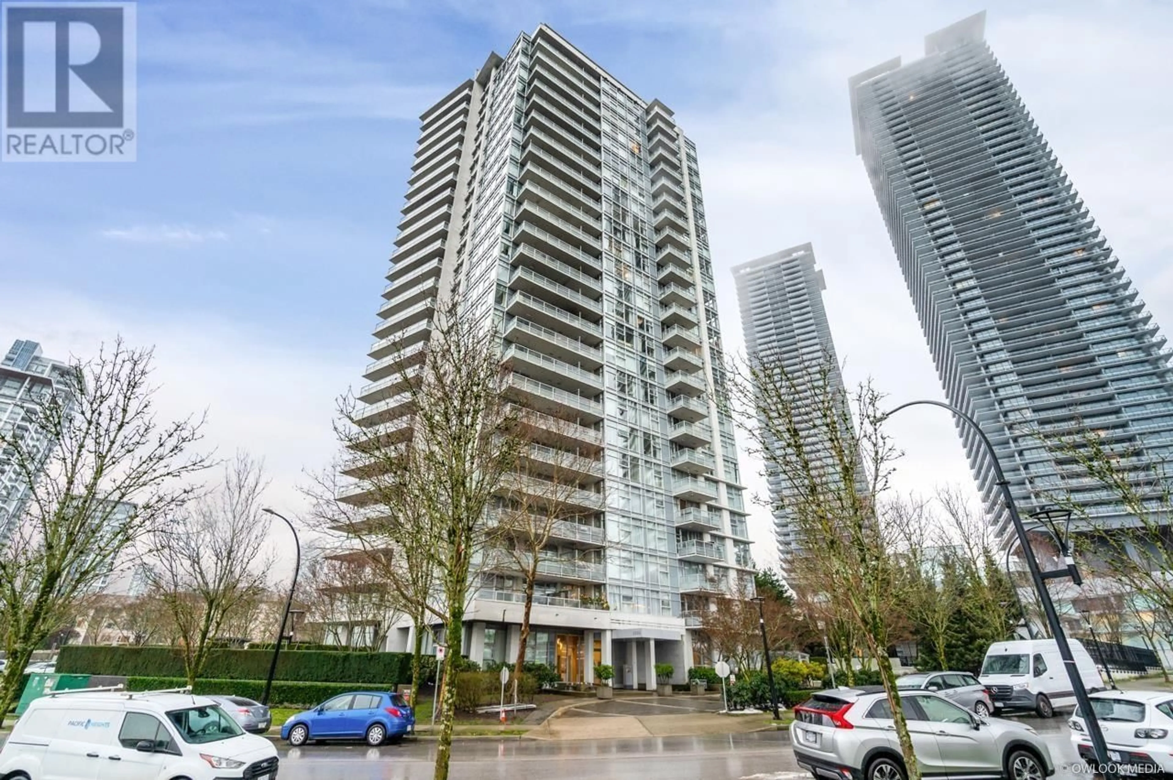 A pic from exterior of the house or condo, the front or back of building for 1102 2289 YUKON CRESCENT, Burnaby British Columbia V5C0B2