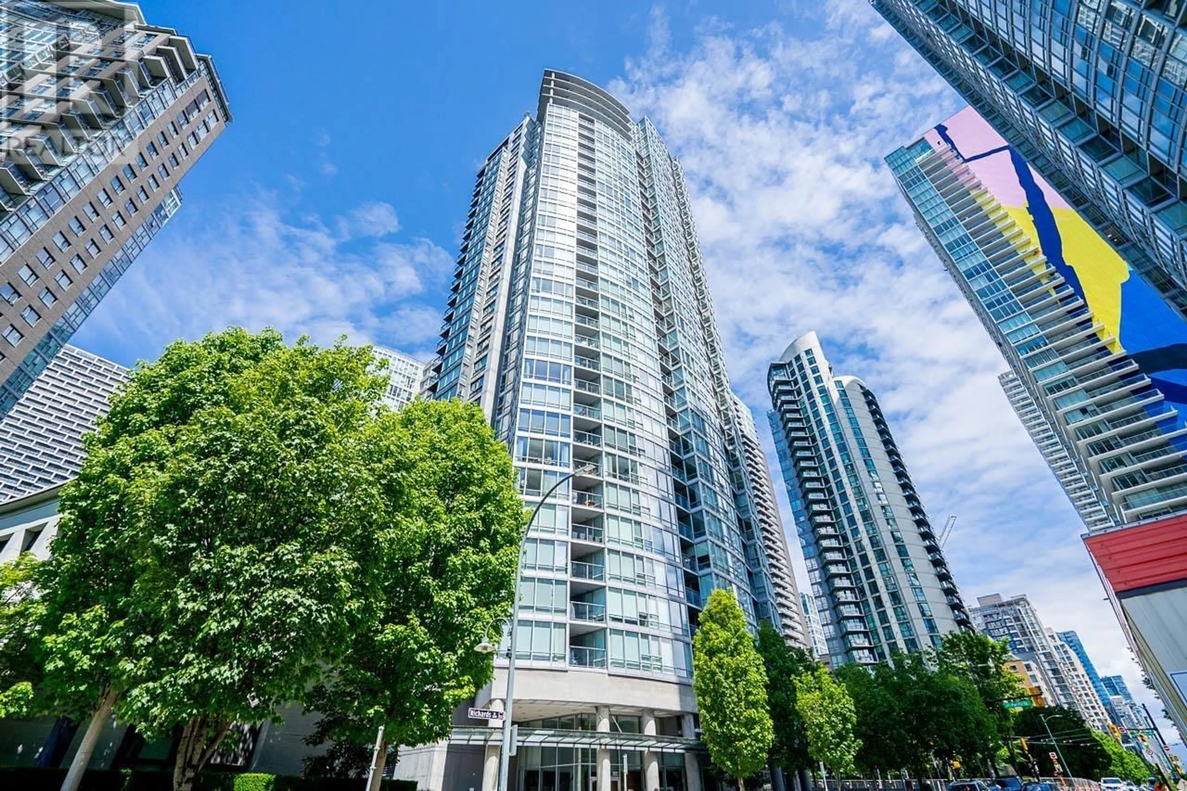 A pic from exterior of the house or condo, the front or back of building for 2508 1495 RICHARDS STREET, Vancouver British Columbia V6Z3E3