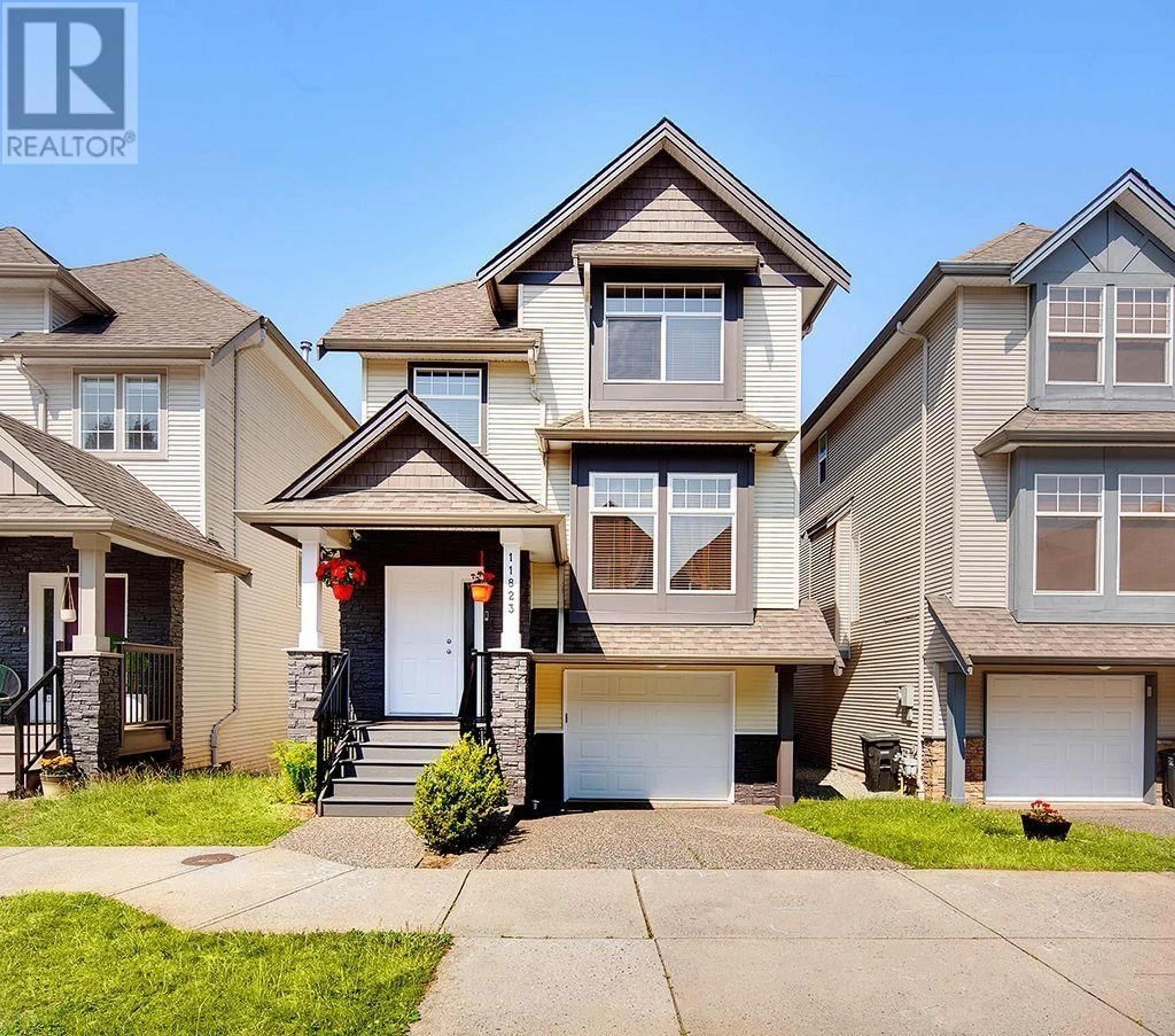 Frontside or backside of a home for 11823 191A STREET, Pitt Meadows British Columbia V3Y0A4