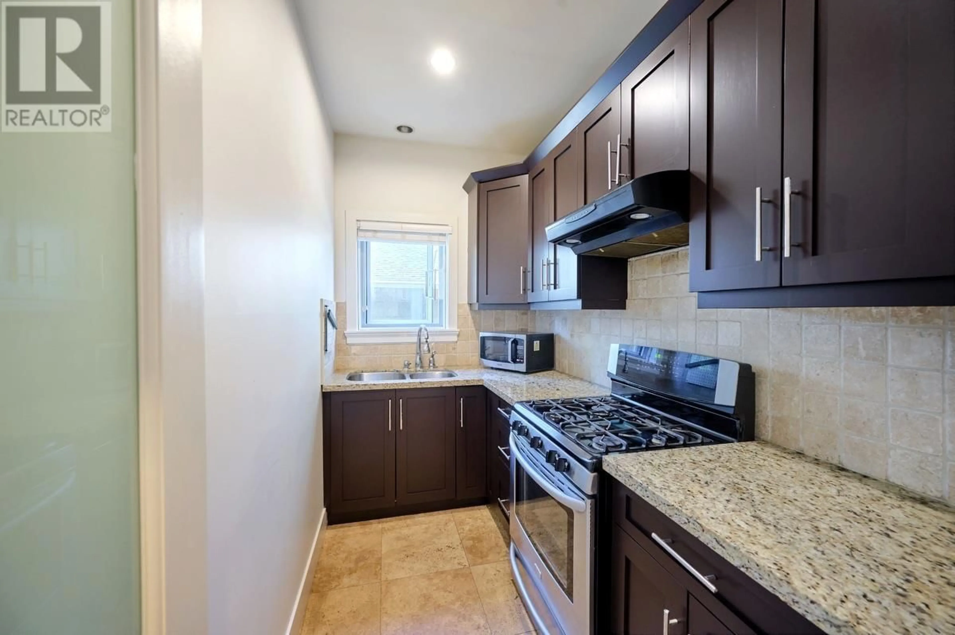 Standard kitchen, wood floors, cottage for 3014 PAISLEY ROAD, North Vancouver British Columbia V7R1C8