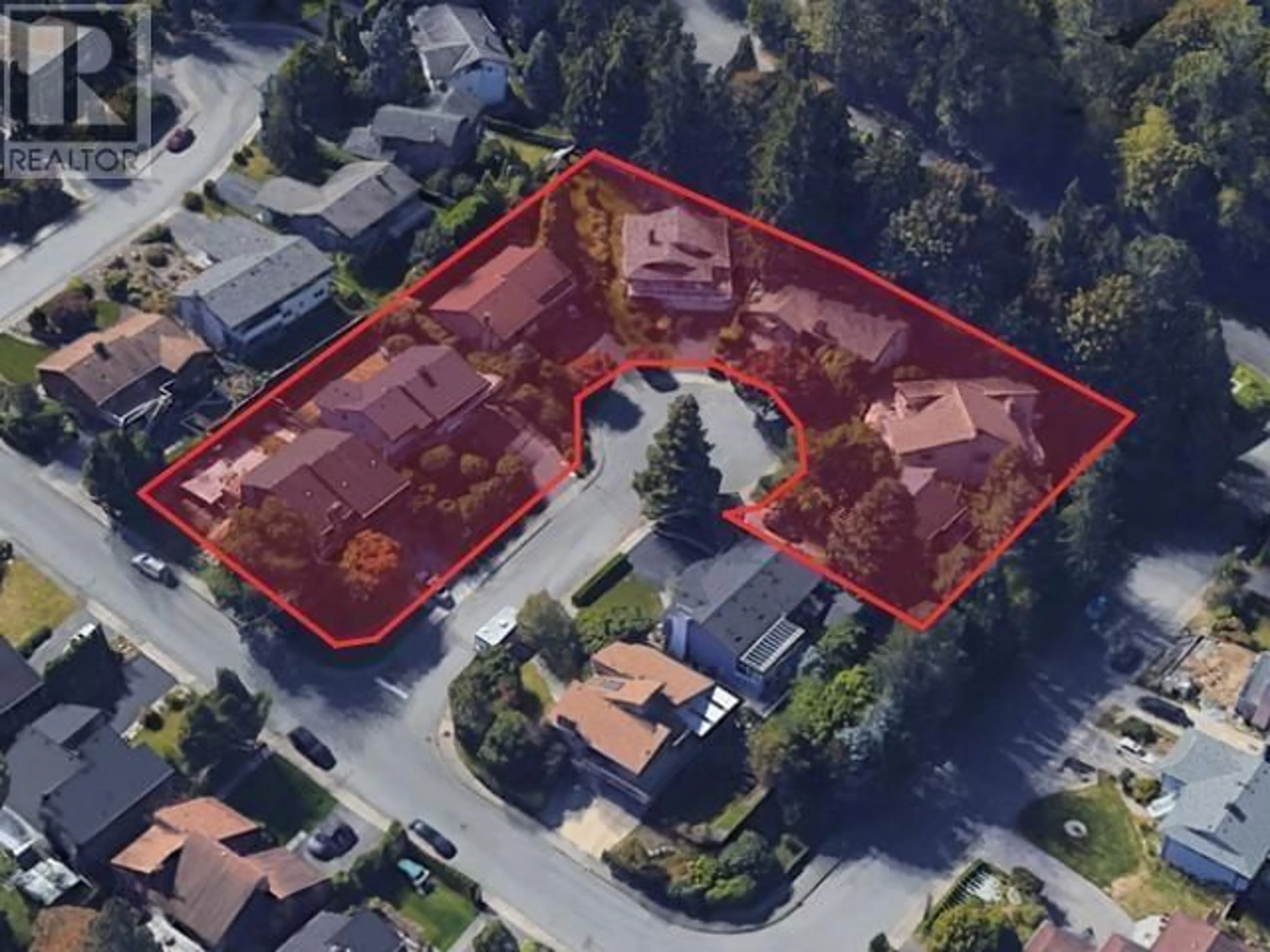 A pic from outside/outdoor area/front of a property/back of a property/a pic from drone, street for 3208 SAIL PLACE, Coquitlam British Columbia V3C4M3