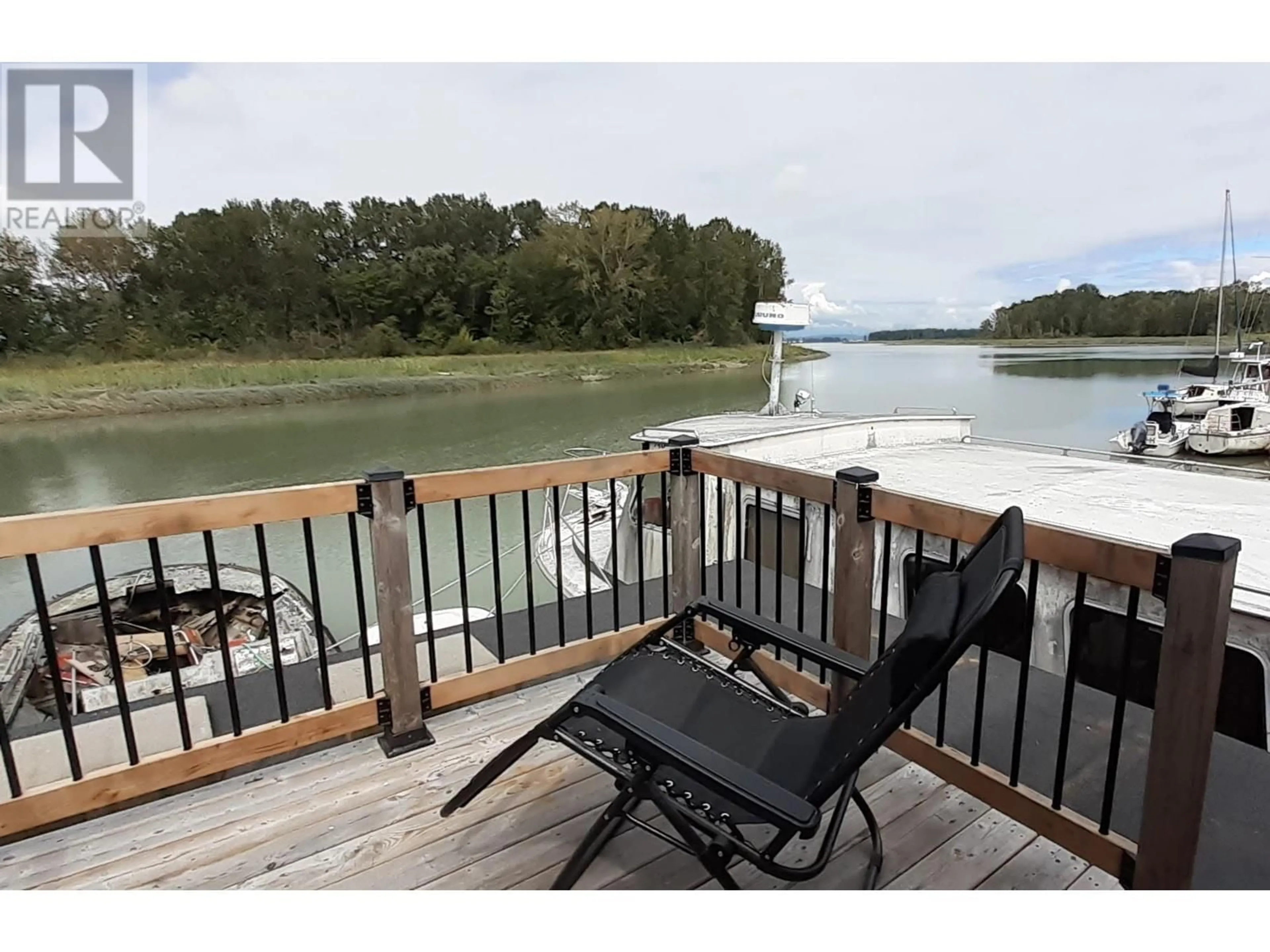 Patio, the view of lake or river for 2 4485 RIVER ROAD, Delta British Columbia V4K1R9