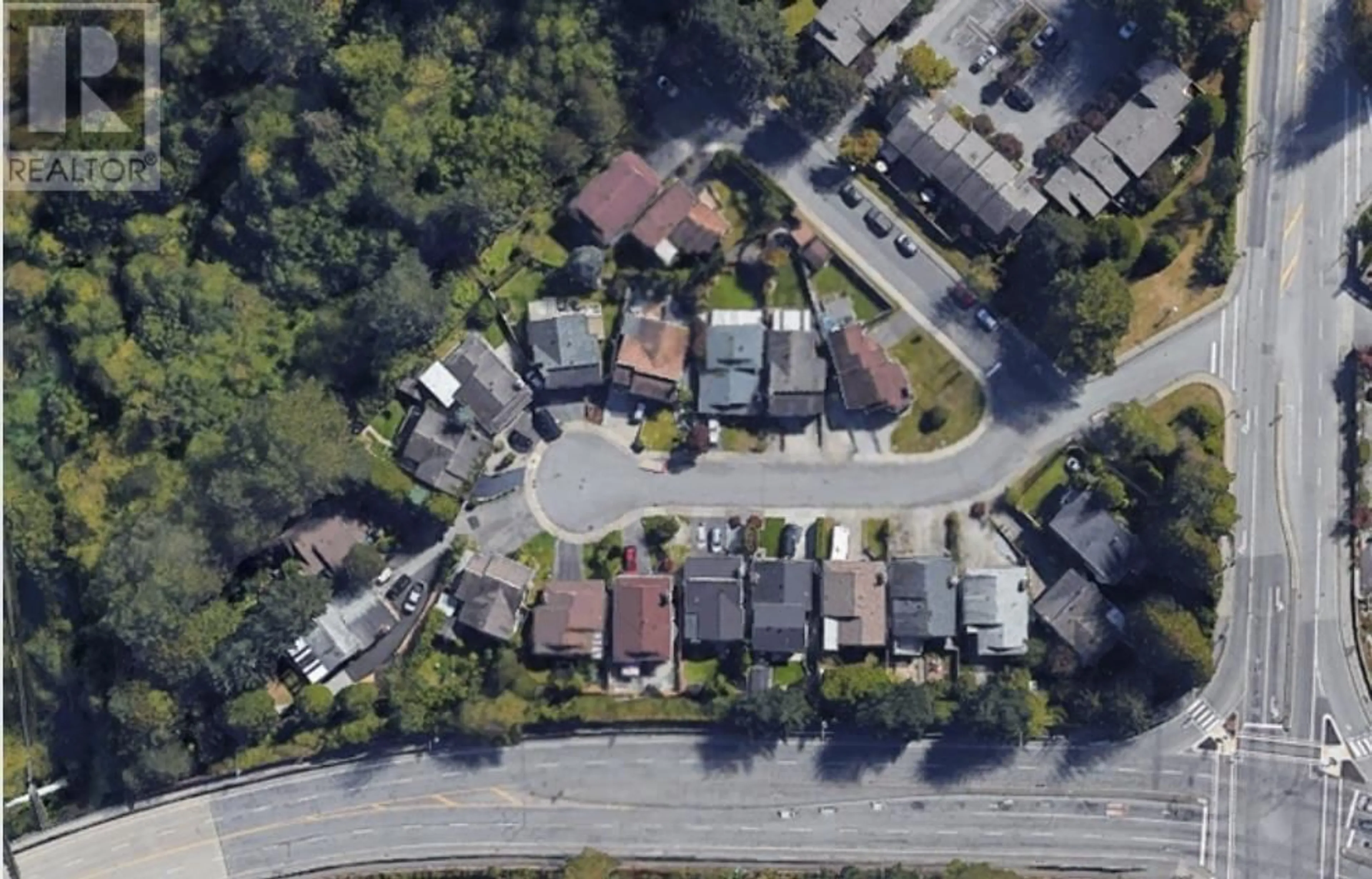 A pic from outside/outdoor area/front of a property/back of a property/a pic from drone, street for 1115 WALLACE COURT, Coquitlam British Columbia V3C4X4