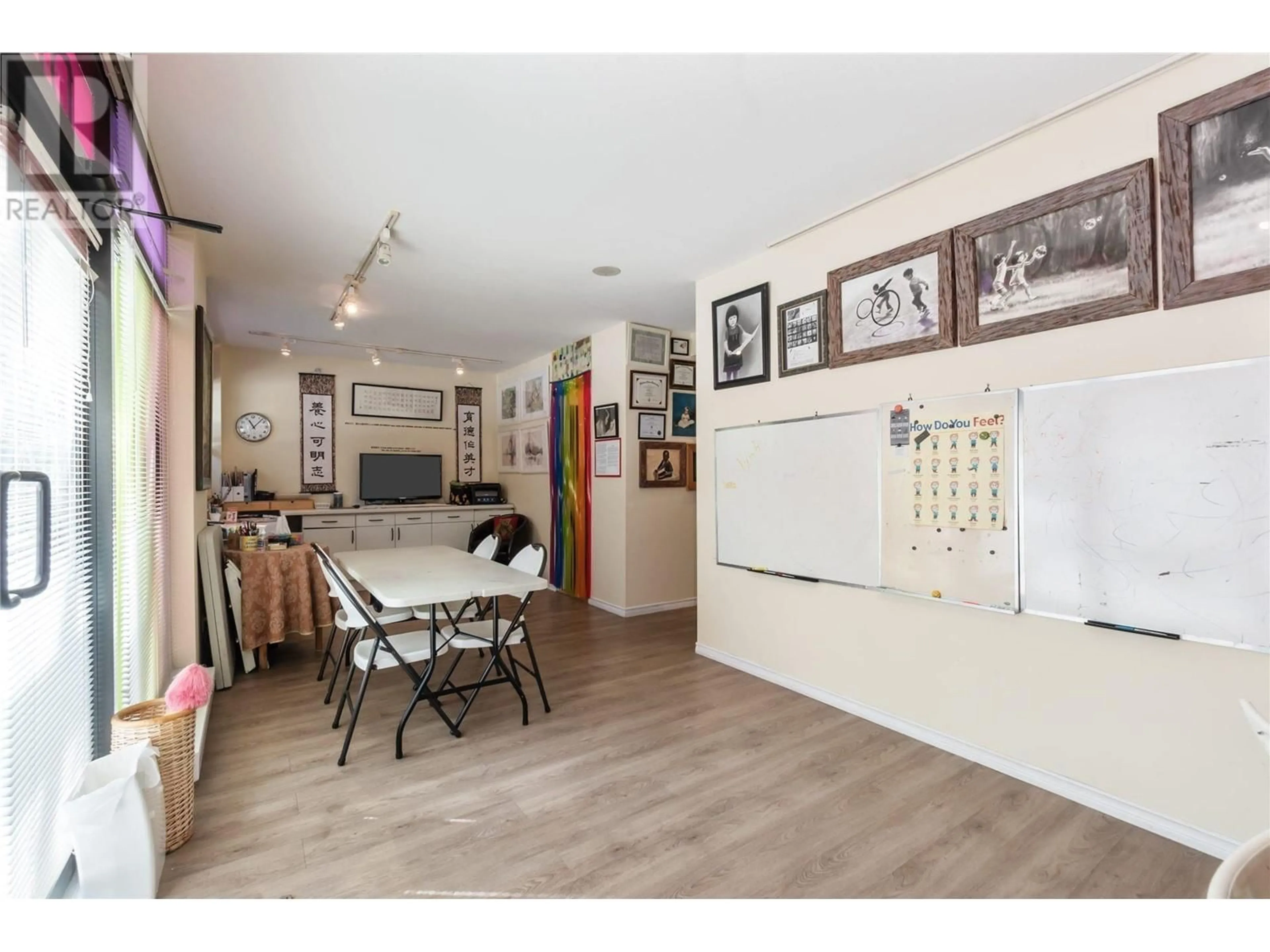 Other indoor space, wood floors for 3 5911 COONEY ROAD, Richmond British Columbia V6X4H2