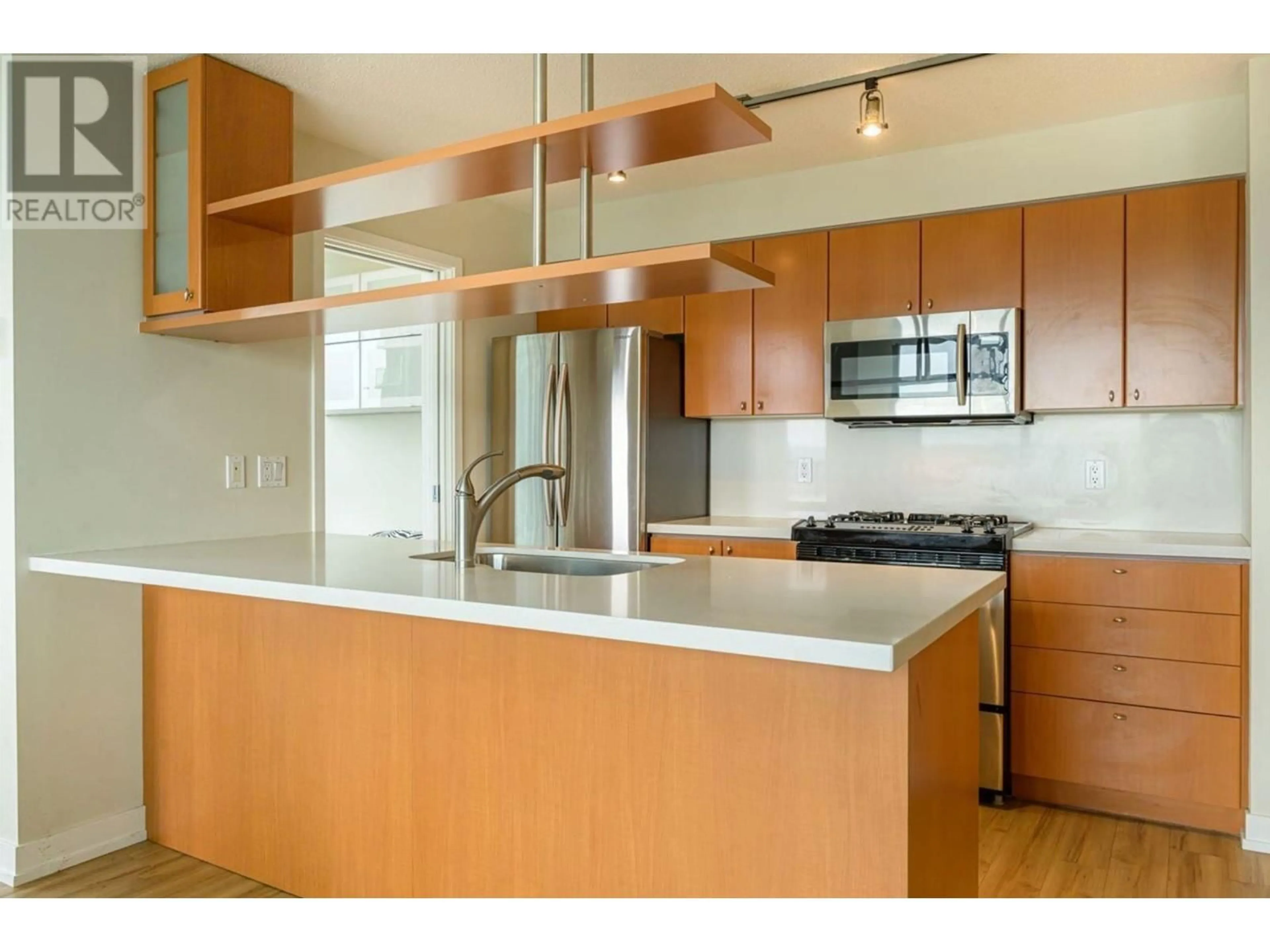 Standard kitchen, unknown for 2602 1495 RICHARDS STREET, Vancouver British Columbia V6Z3E3